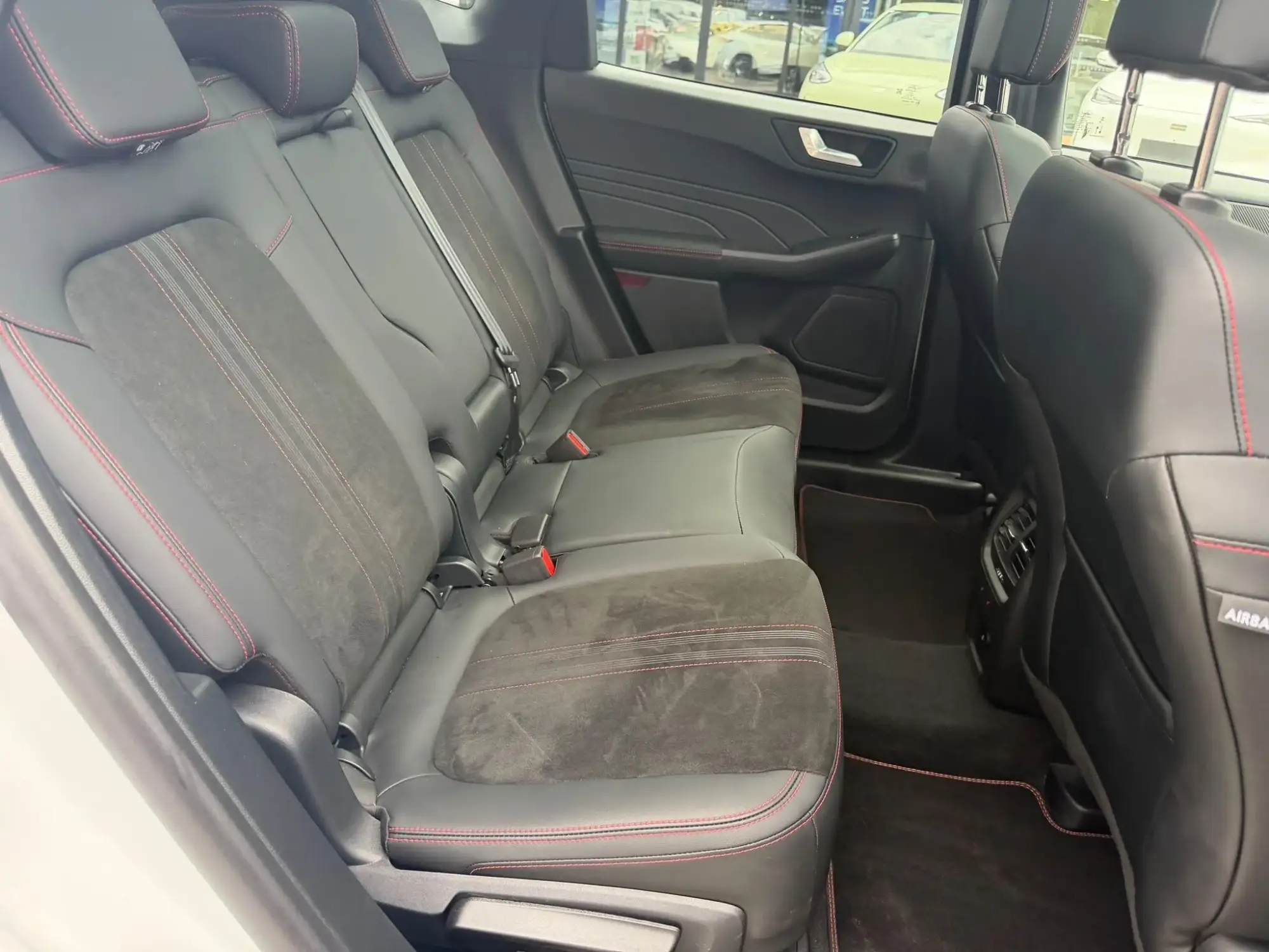 Ford Kuga Plug-In Hybrid Image 16