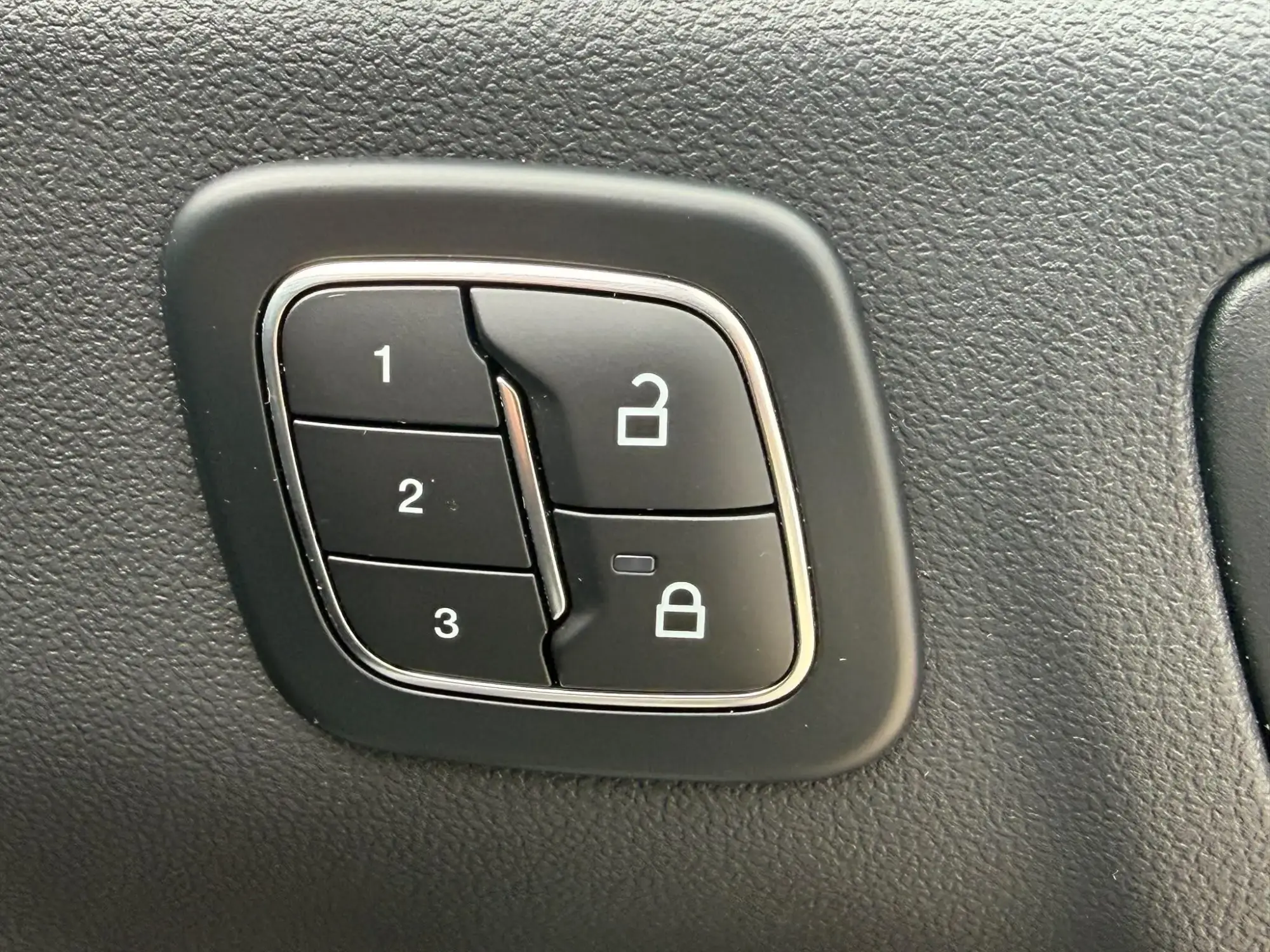 Ford Kuga Plug-In Hybrid Image 23