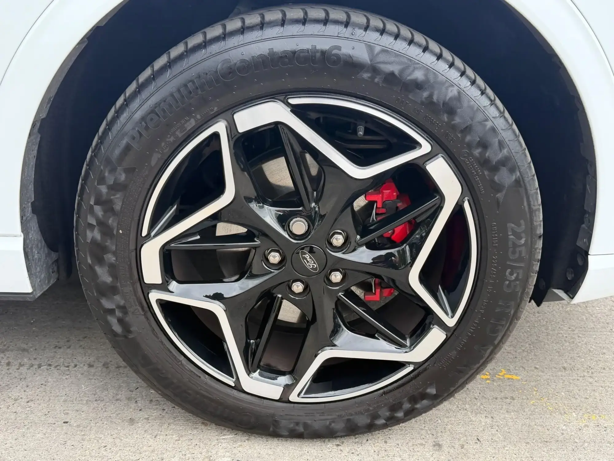Ford Kuga Plug-In Hybrid Image 30