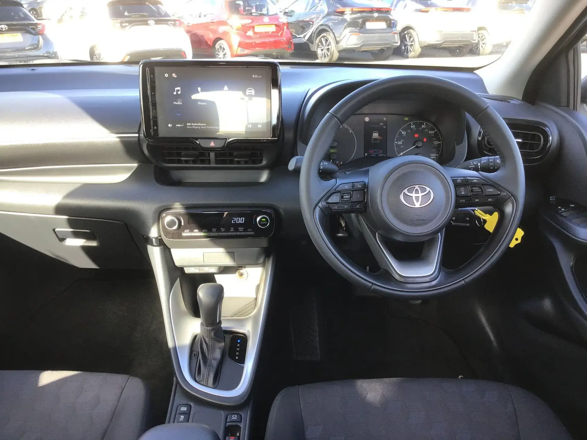 Toyota Yaris Image 6 Toyota Yaris Image 6