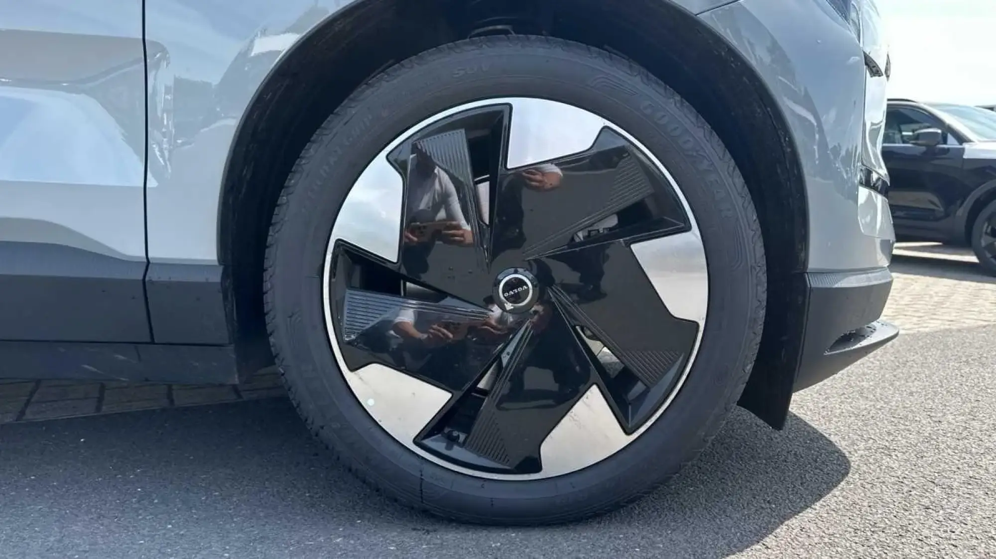 Volvo EX30 Image 19