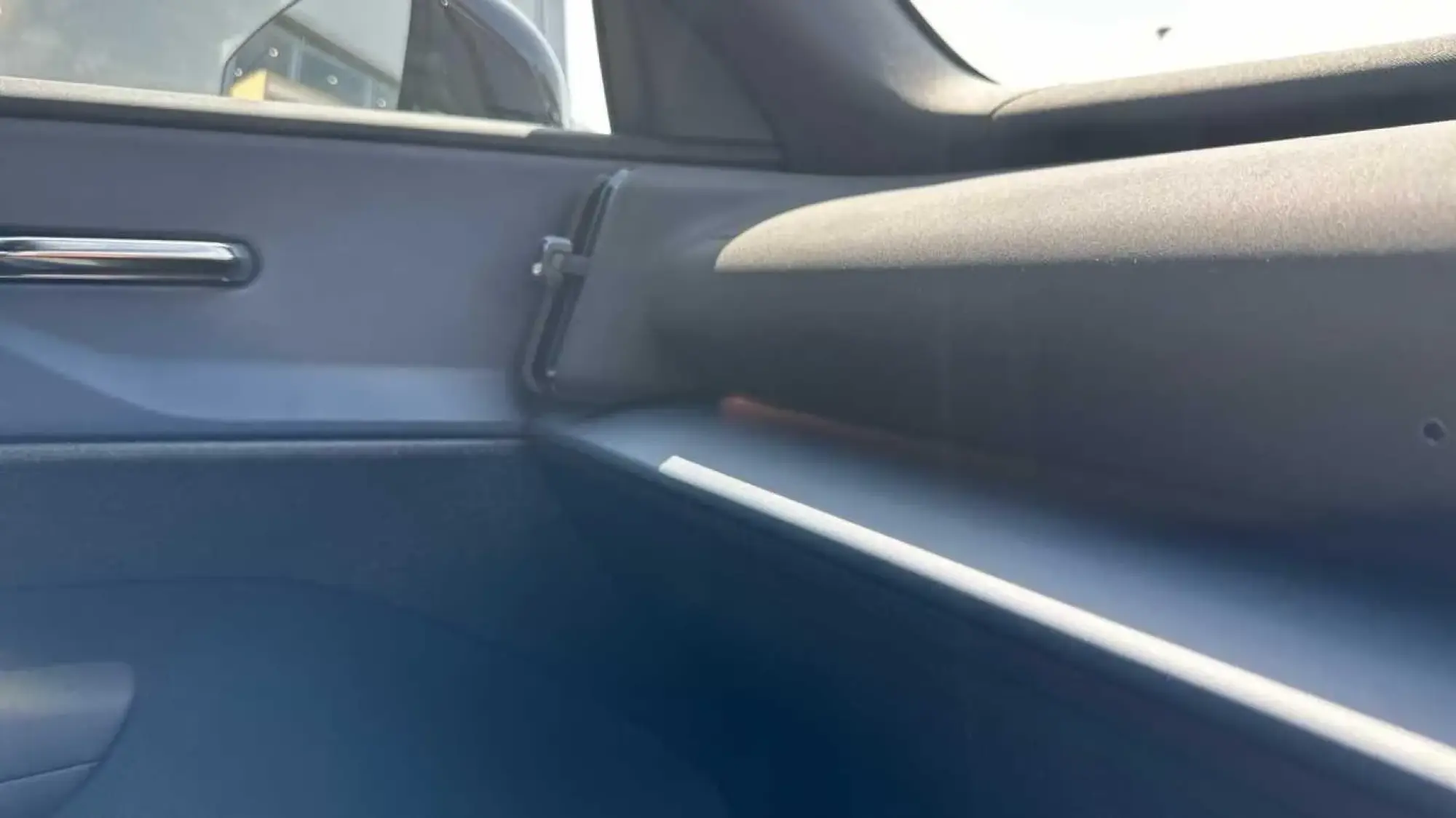 Volvo EX30 Image 35
