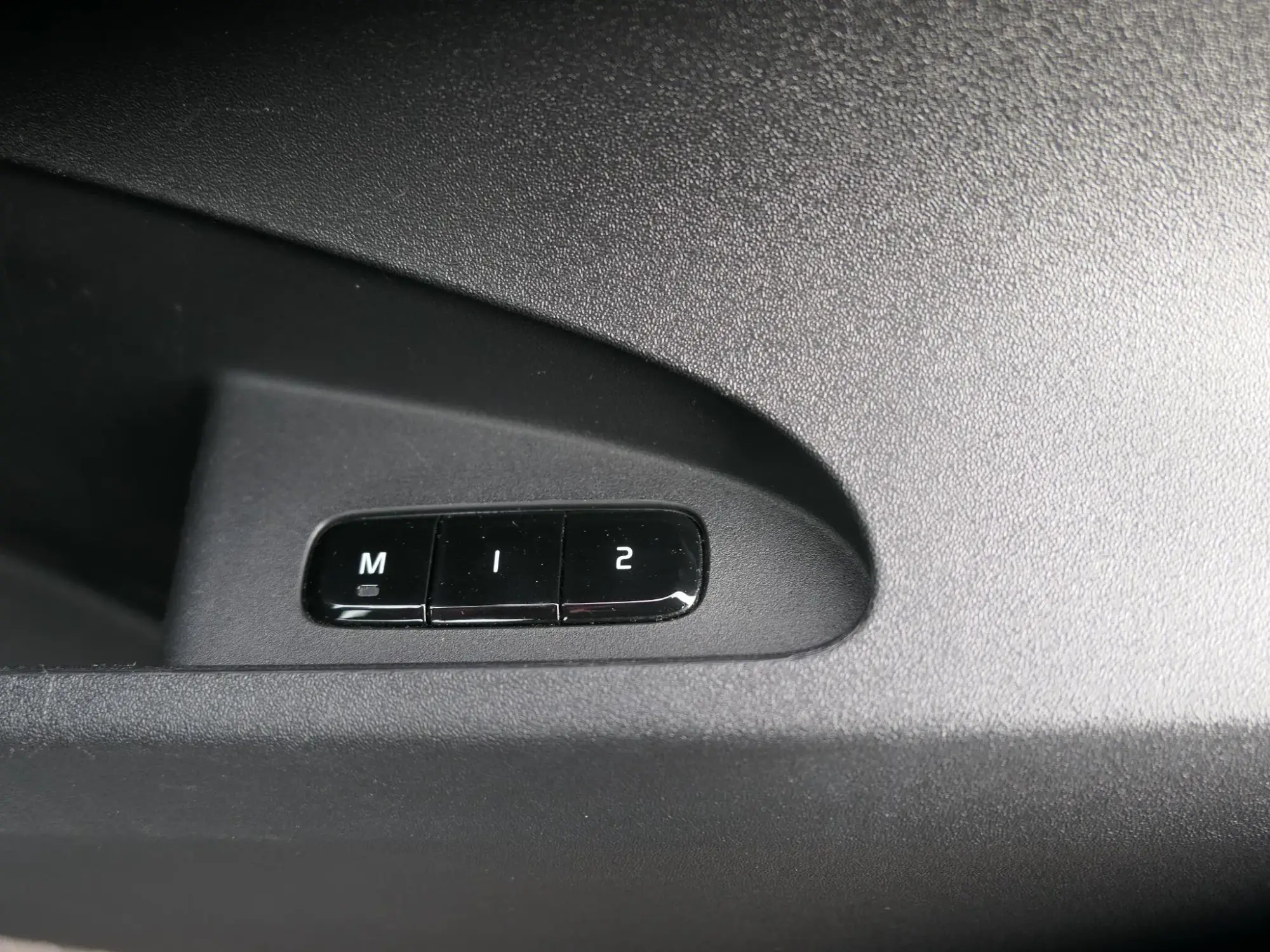 Polestar 2 Image 17