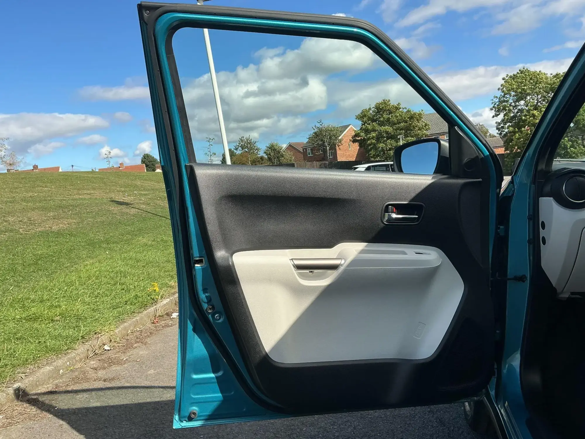 Suzuki Ignis Image 12 Suzuki Ignis Image 12