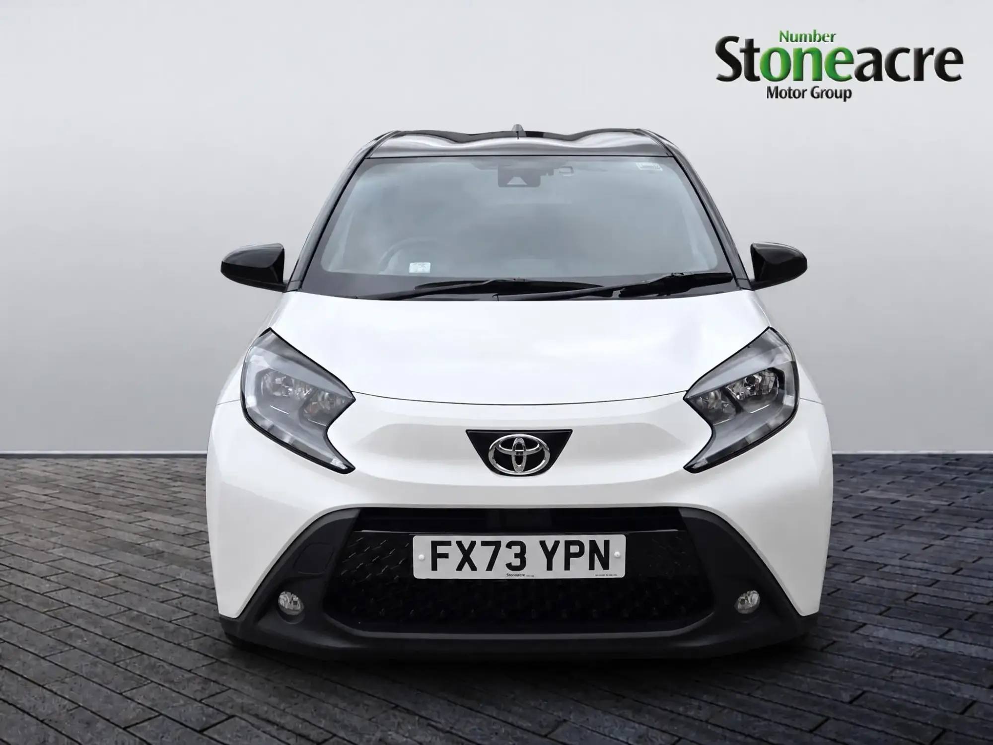 Toyota Aygo X 1.0 VVT-i Edge 5dr FX73YPN Image 2