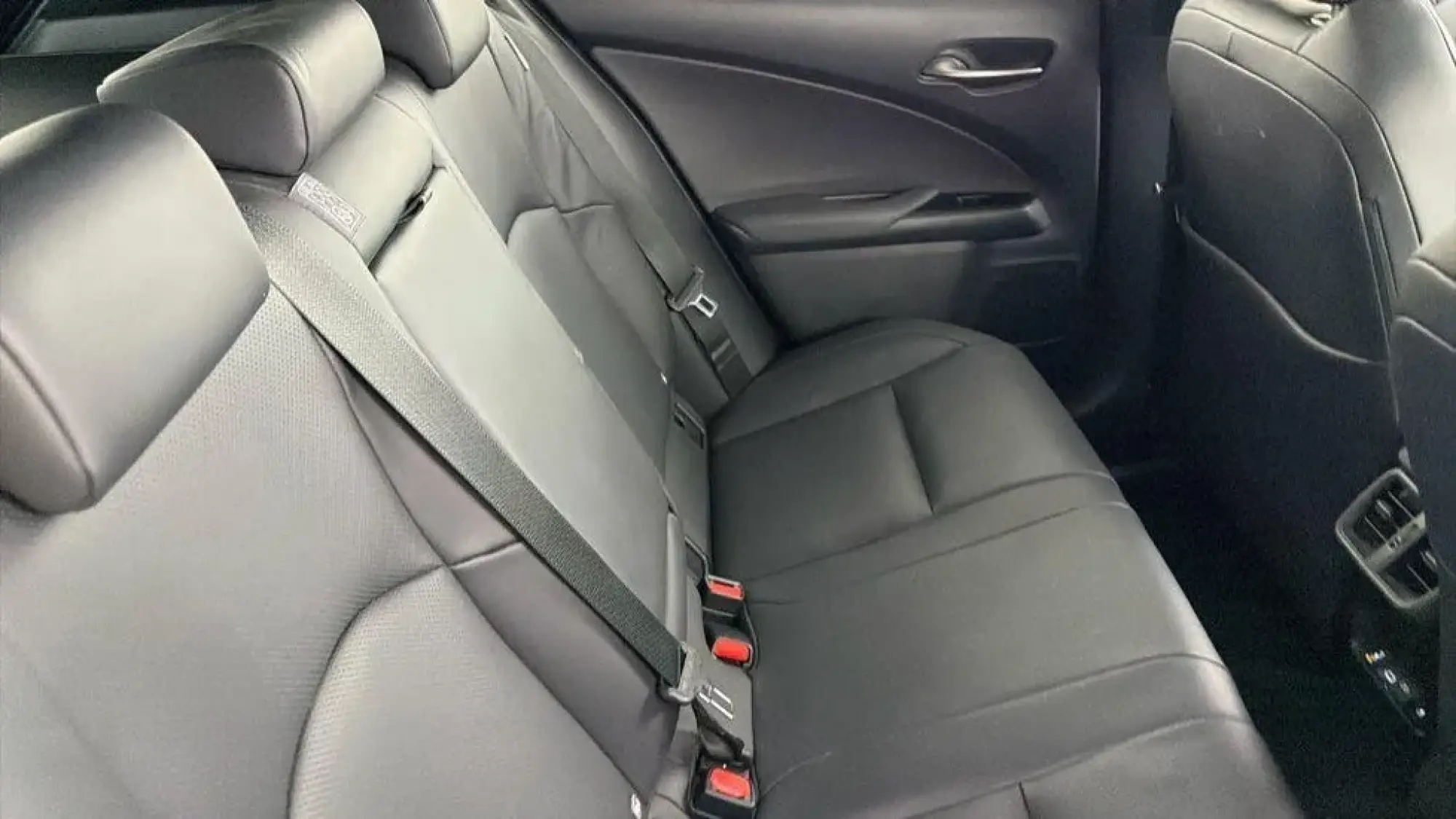 Lexus UX Image 11