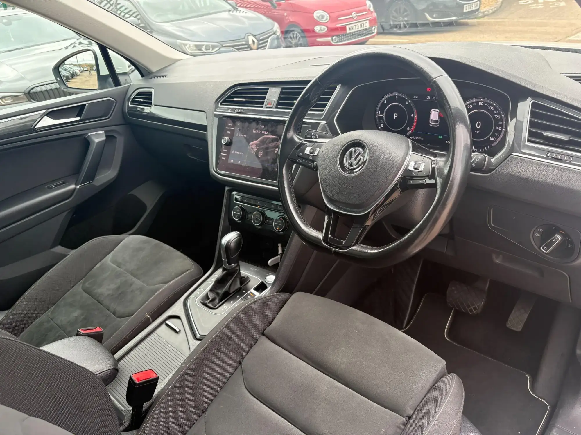 Volkswagen Tiguan Image 12