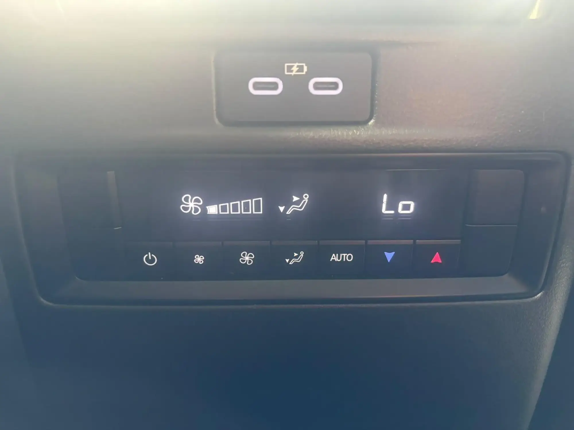 Mazda CX-80 Image 15 Mazda CX-80 Image 15