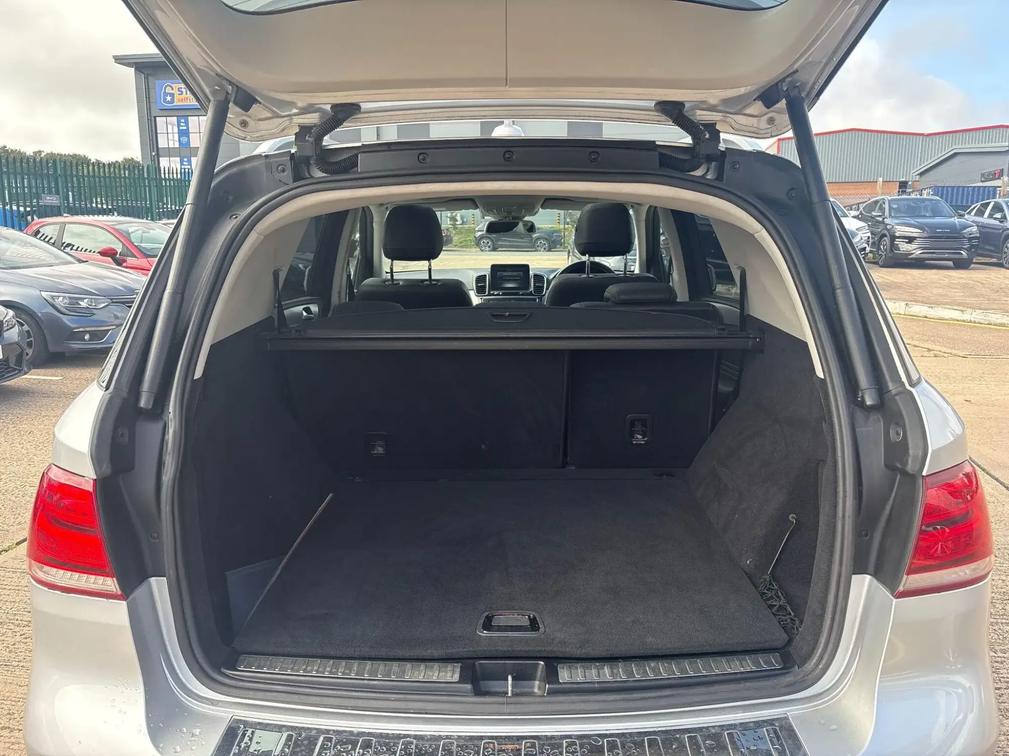 Mercedes-Benz GLE Image 10