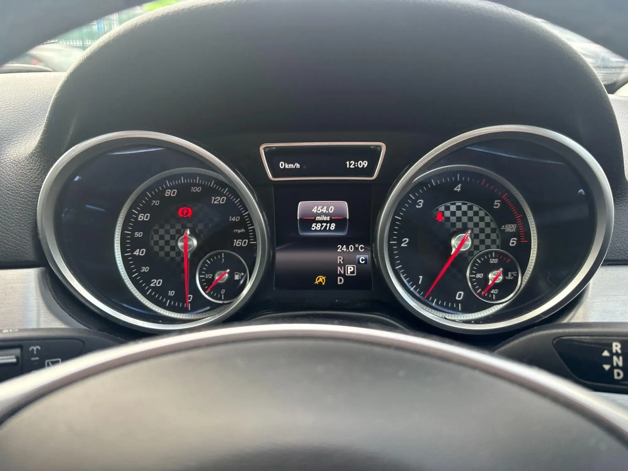 Mercedes-Benz GLE Image 27