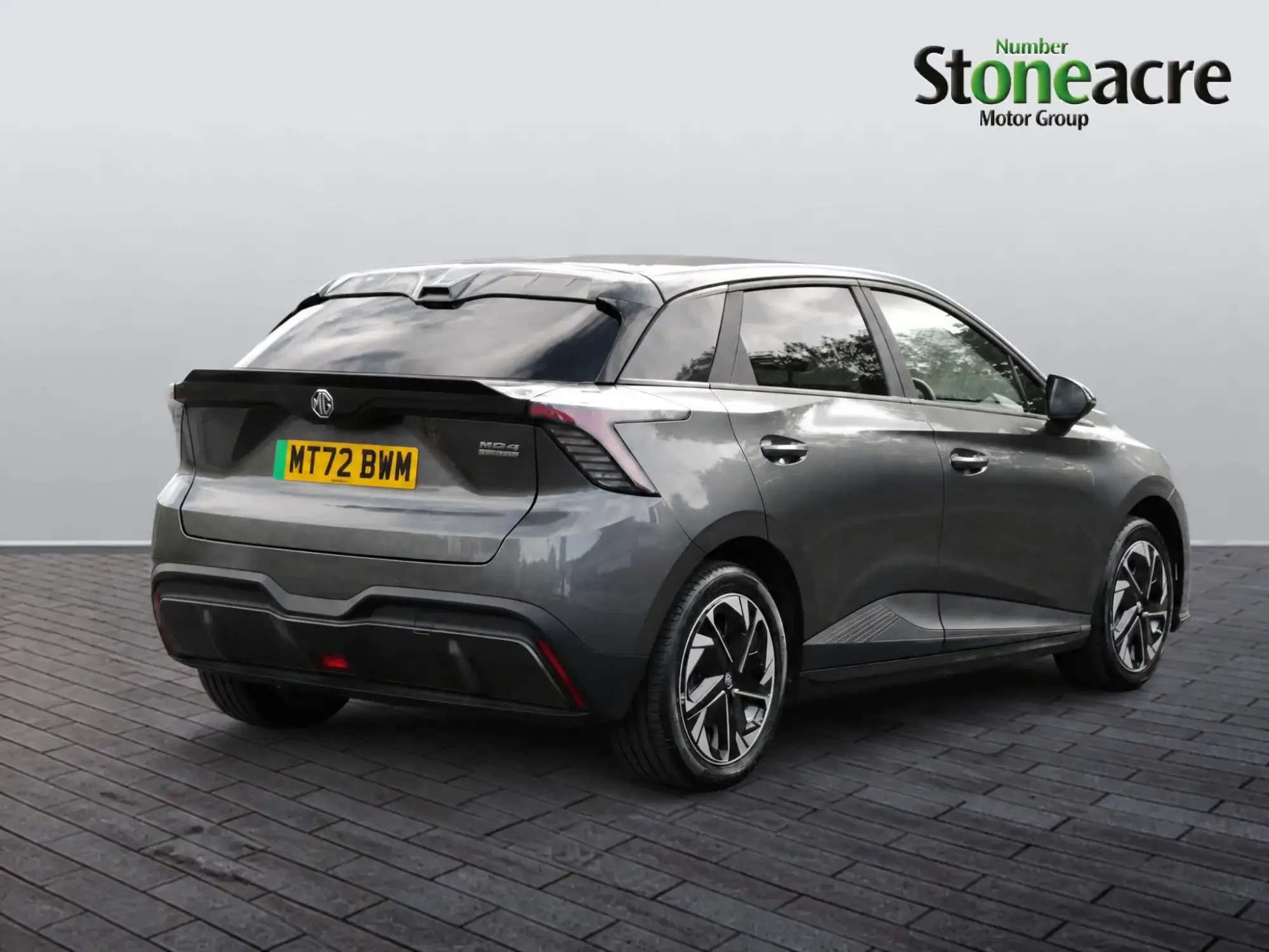 MG 4 EV 51kWh SE Auto 5dr MT72BWM Image 3