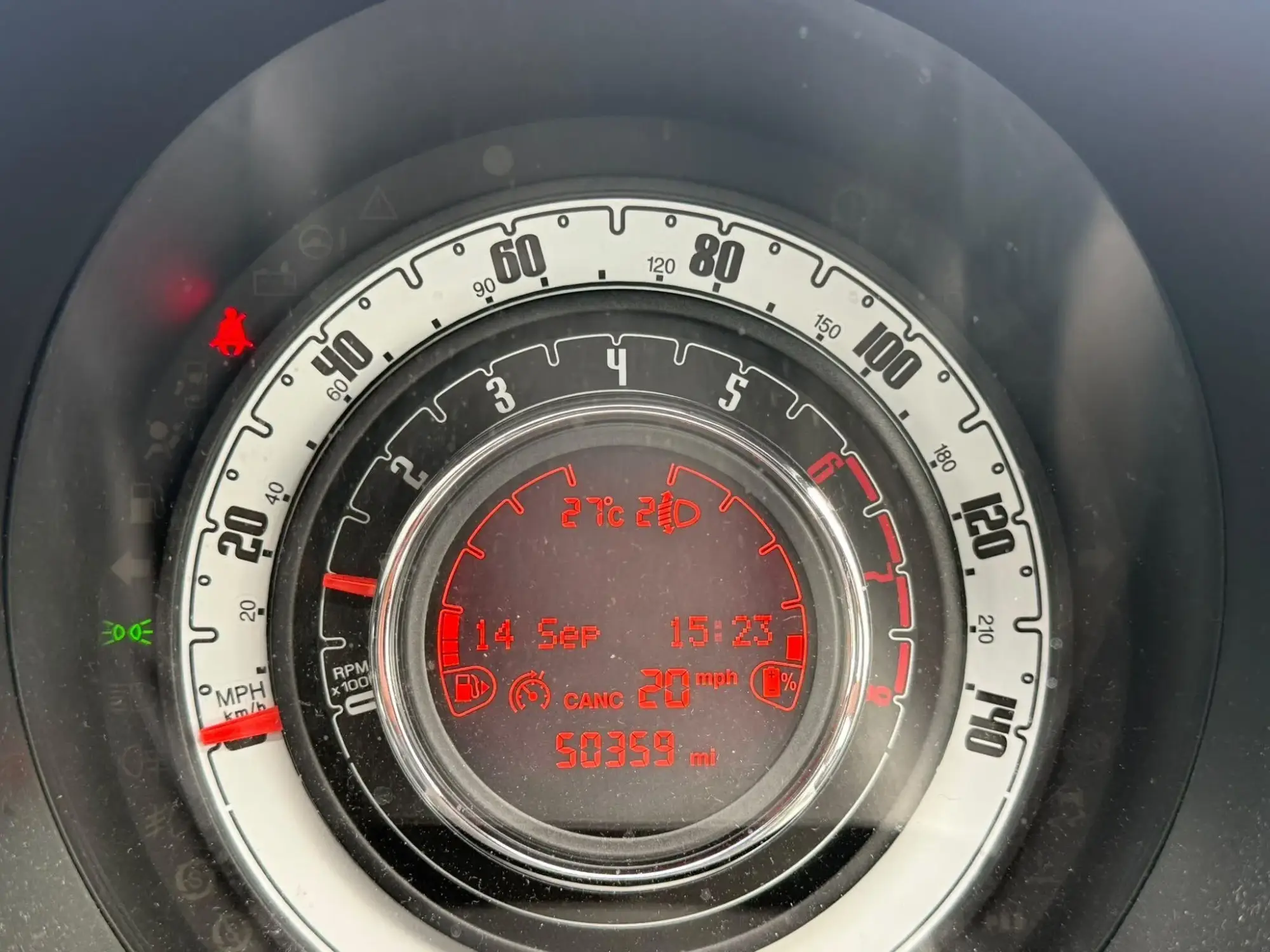 Fiat 500 Hybrid Image 17 Fiat 500 Hybrid Image 17