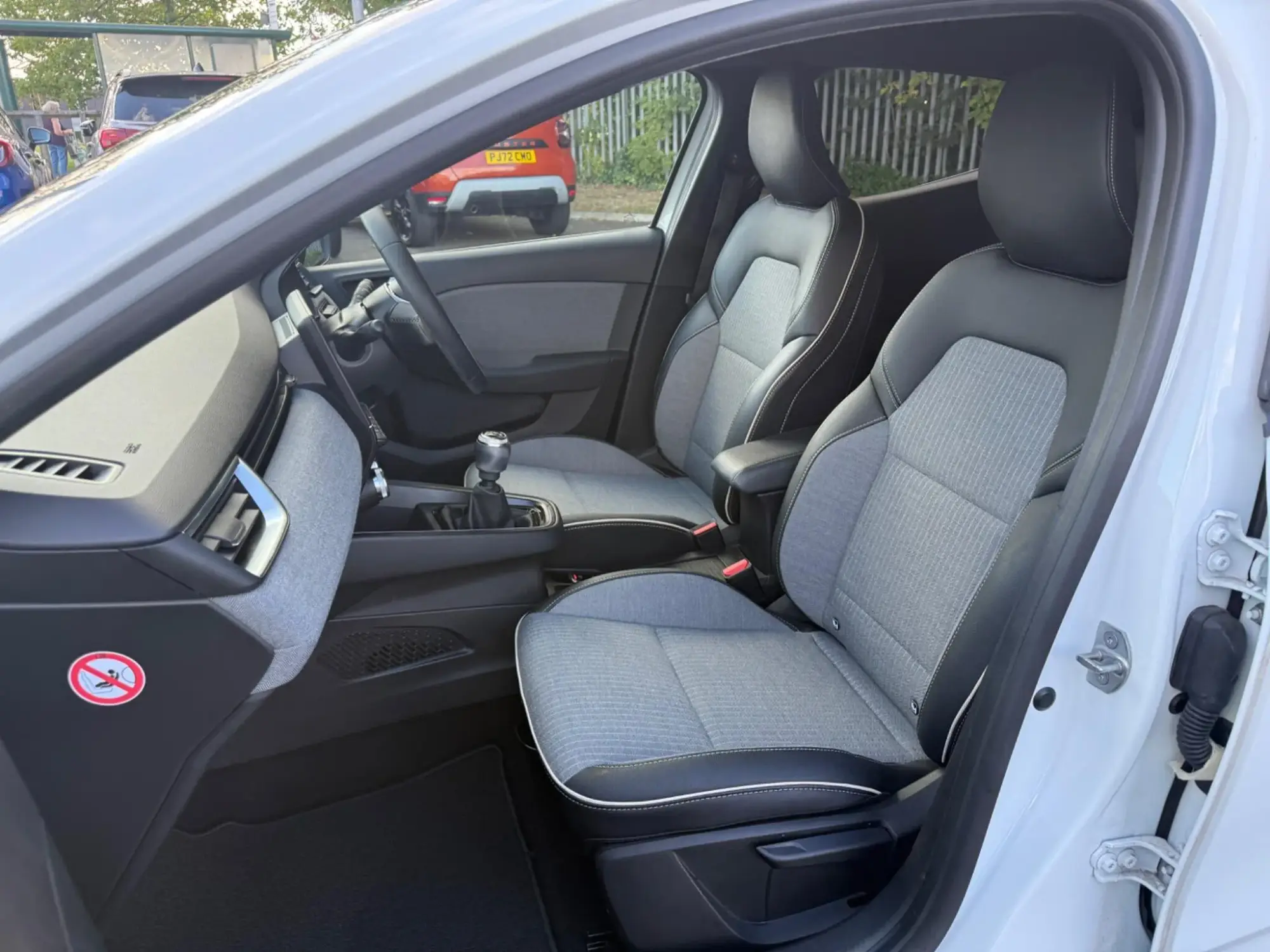 Renault Clio Image 11