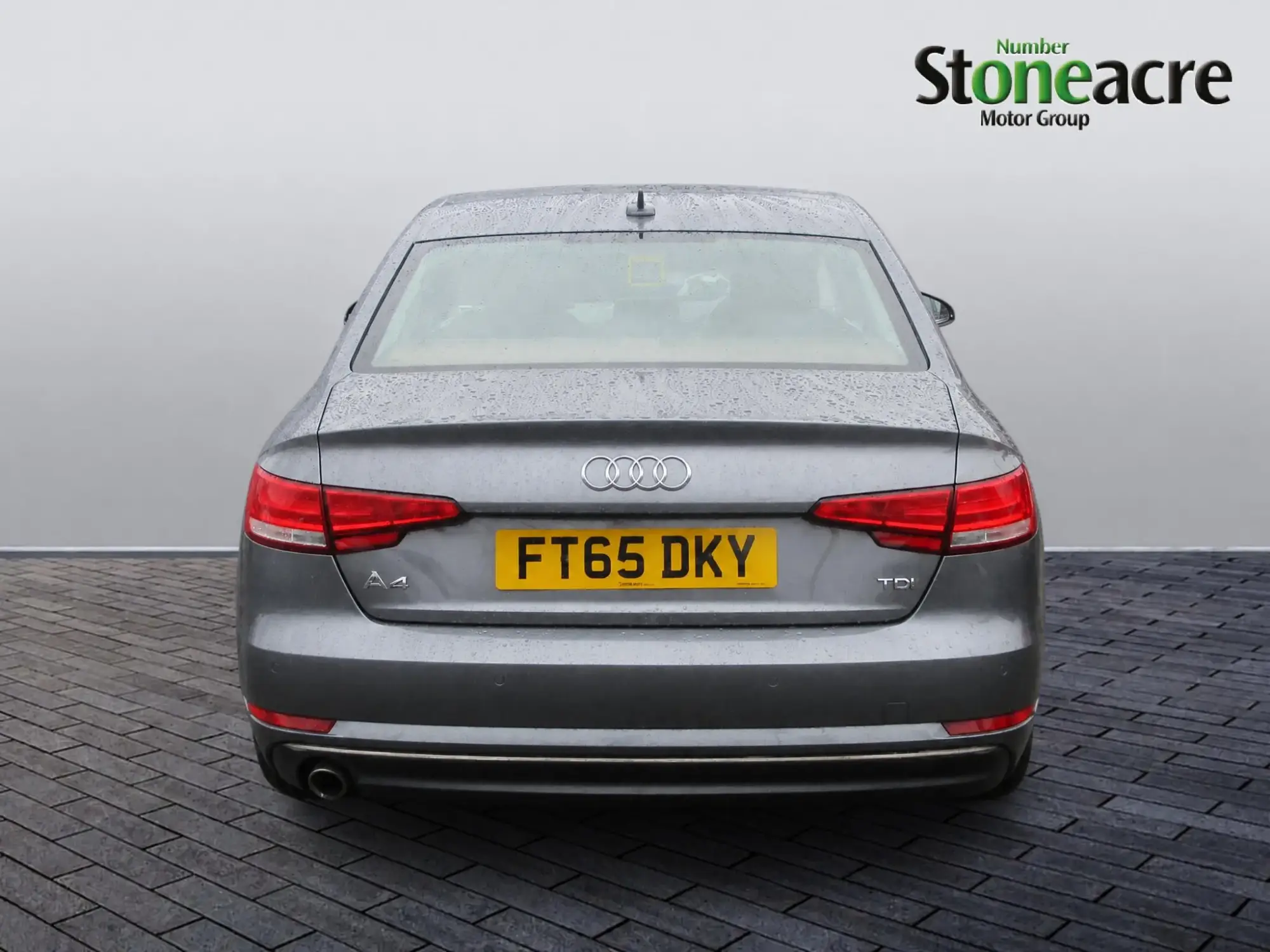 Audi A4 Saloon Image 6 Audi A4 Saloon Image 6