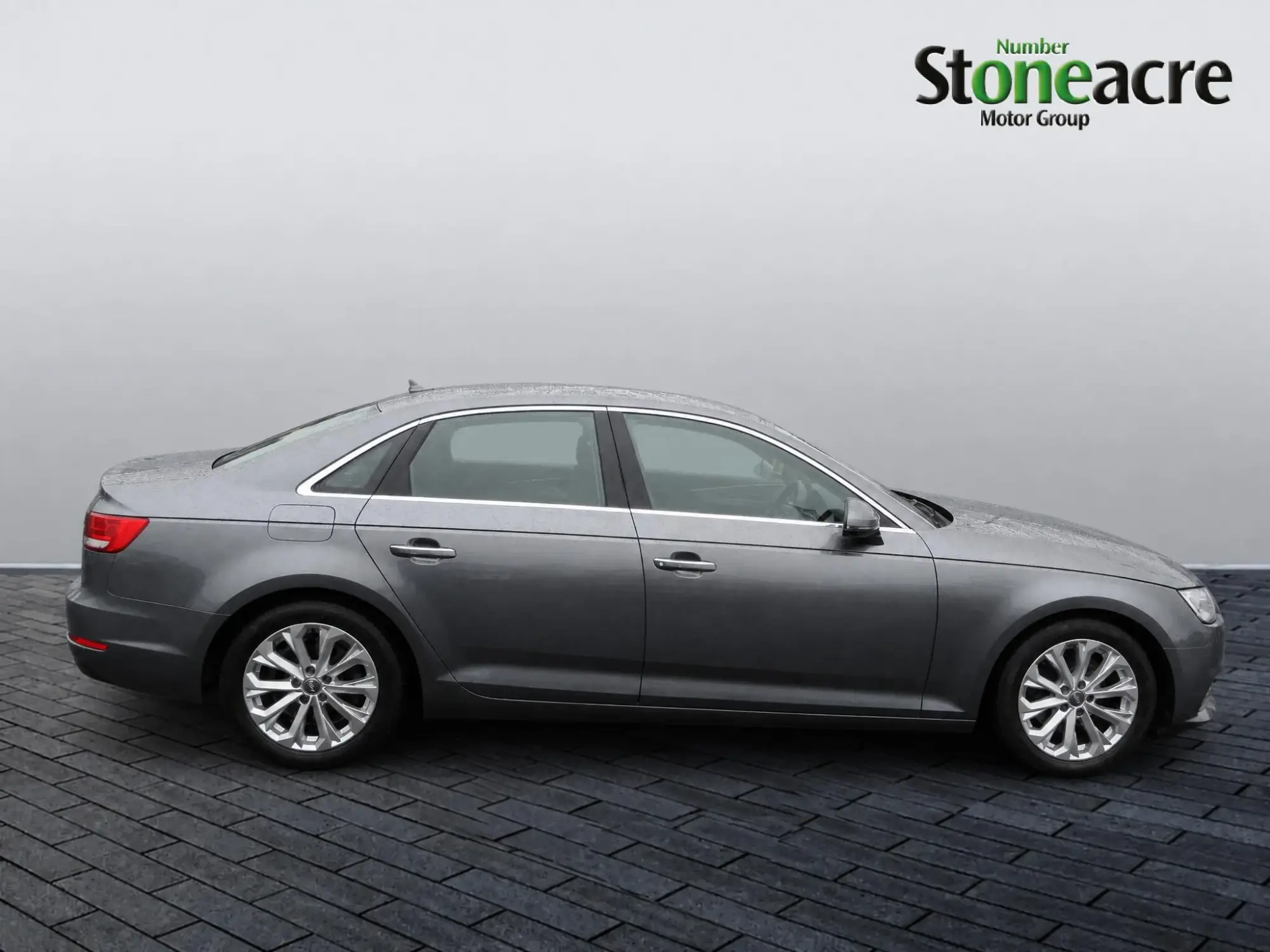 Audi A4 Saloon Image 7 Audi A4 Saloon Image 7