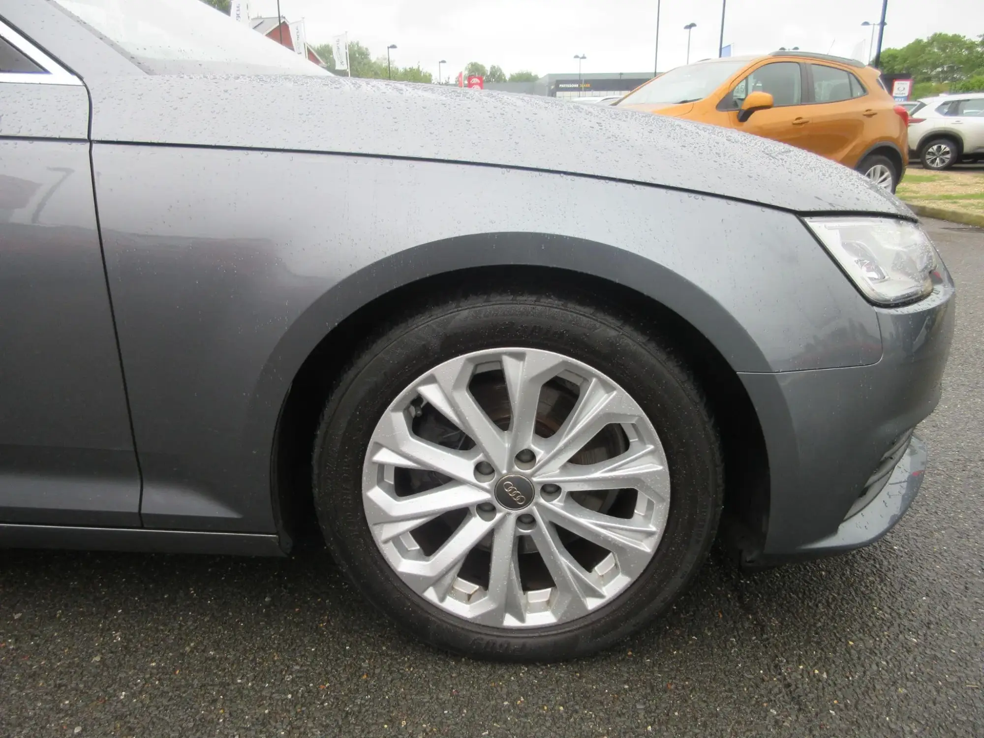 Audi A4 Saloon Image 24 Audi A4 Saloon Image 24