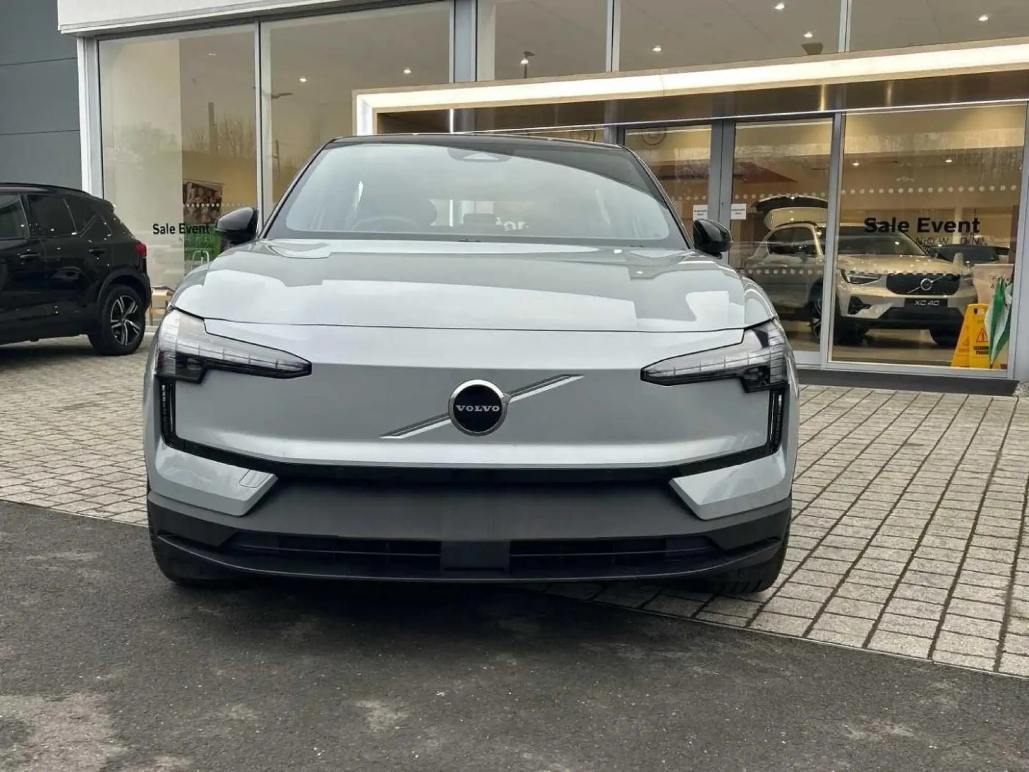 Volvo EX30 Image 8