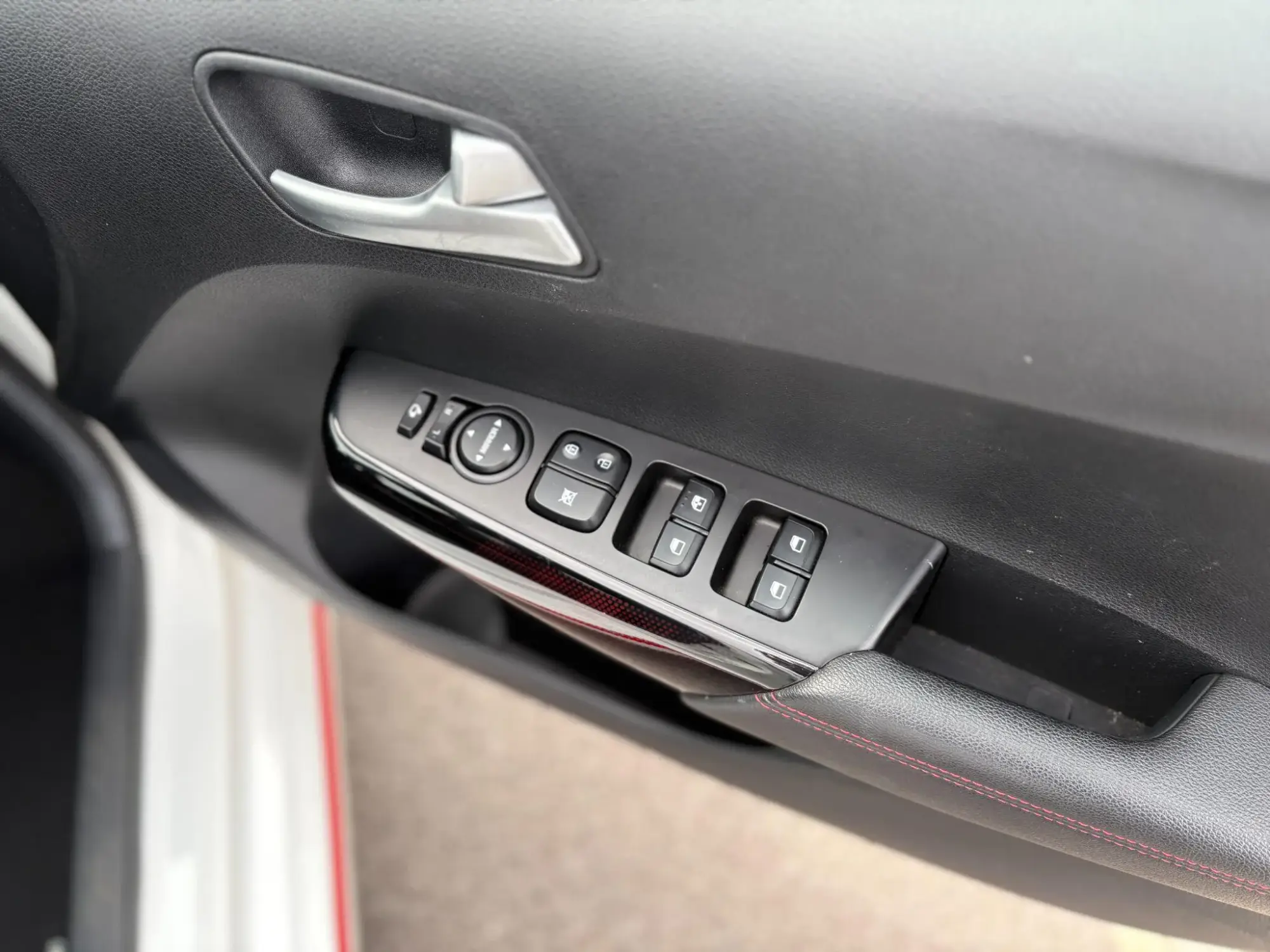 Kia Picanto Image 16