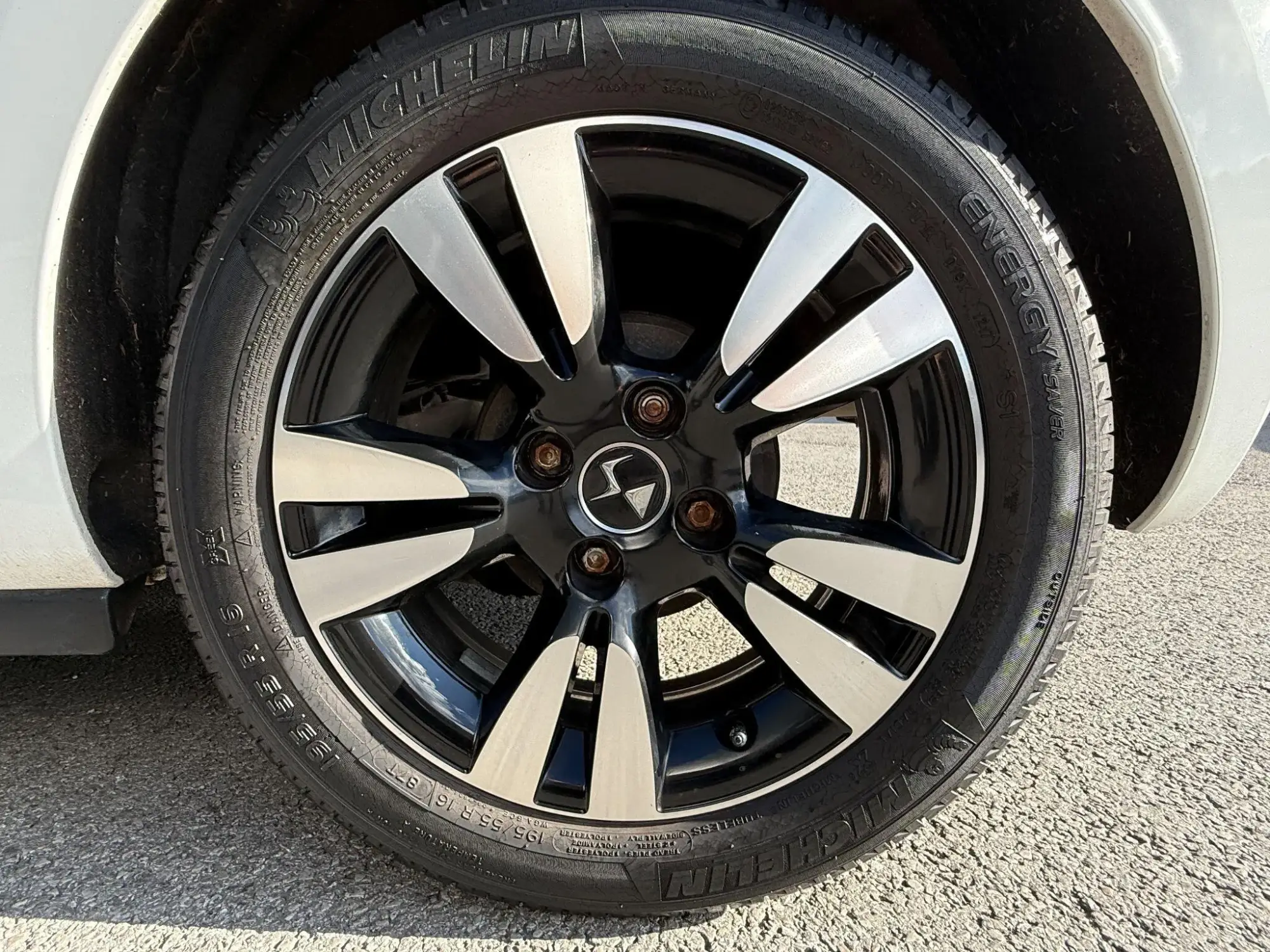 DS AUTOMOBILES DS 3 Image 9