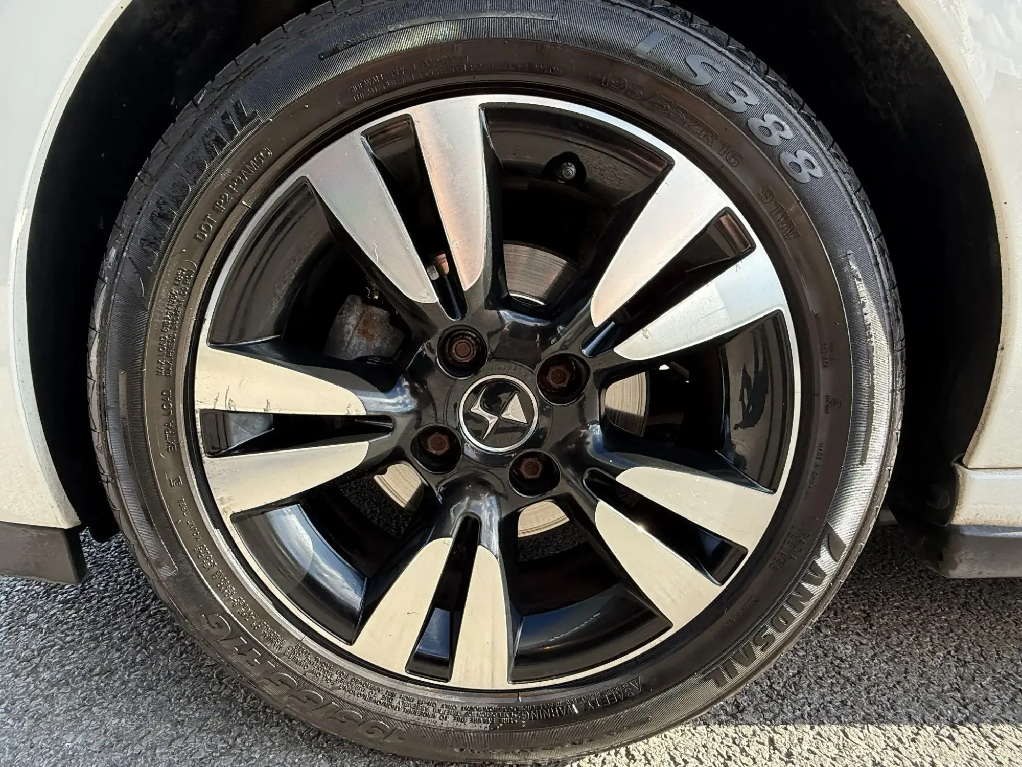 DS AUTOMOBILES DS 3 Image 11