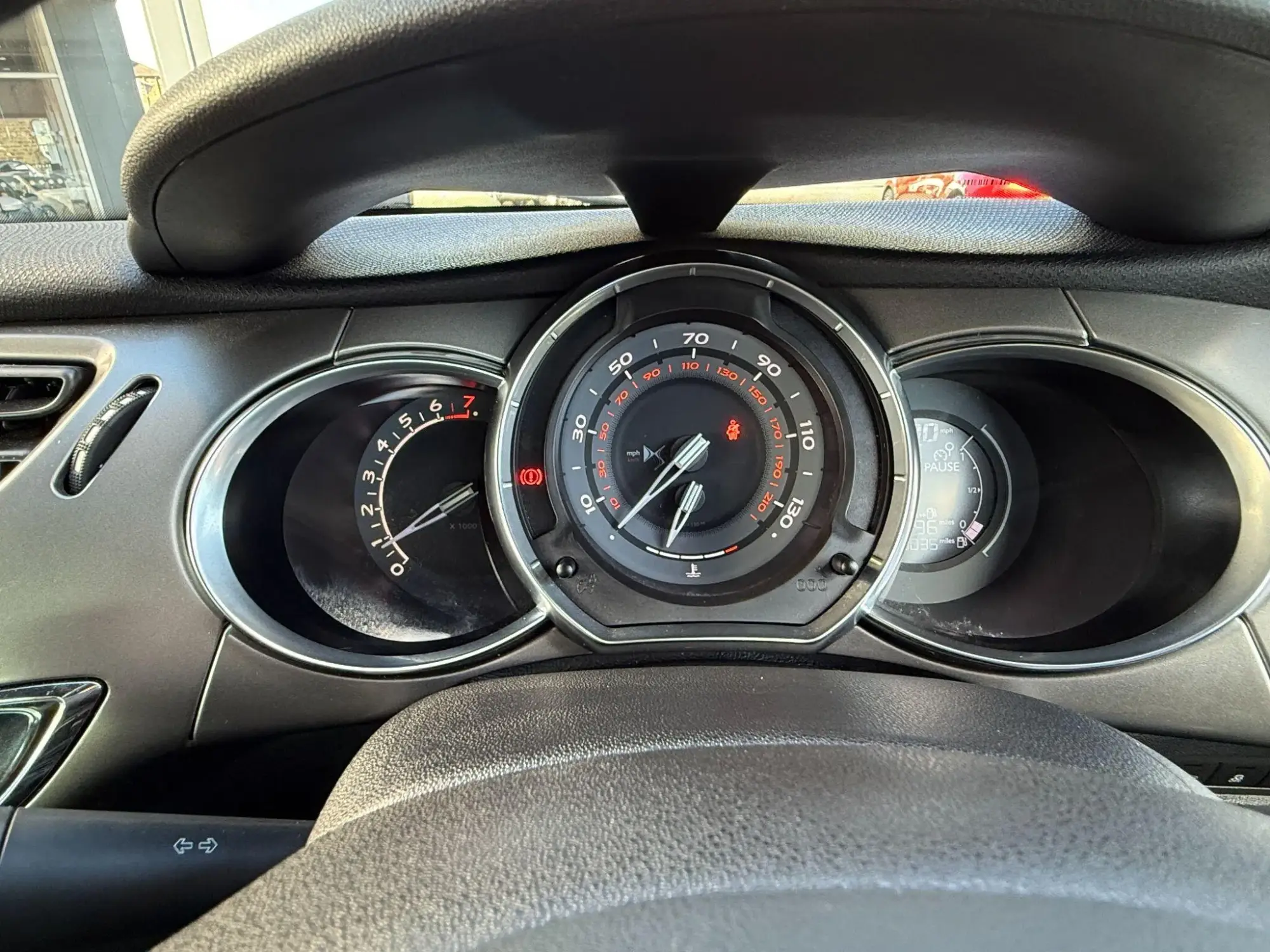DS AUTOMOBILES DS 3 Image 15