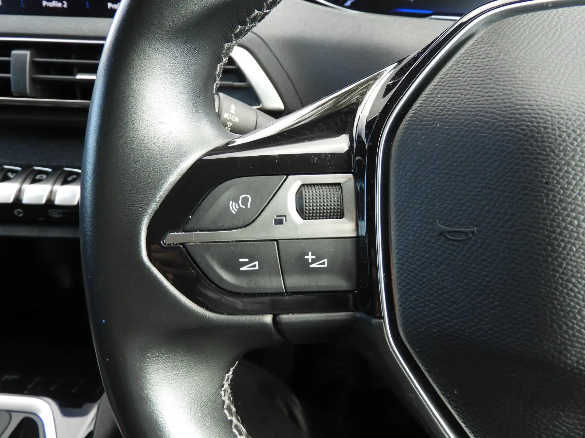 Peugeot 3008 Image 19 Peugeot 3008 Image 19