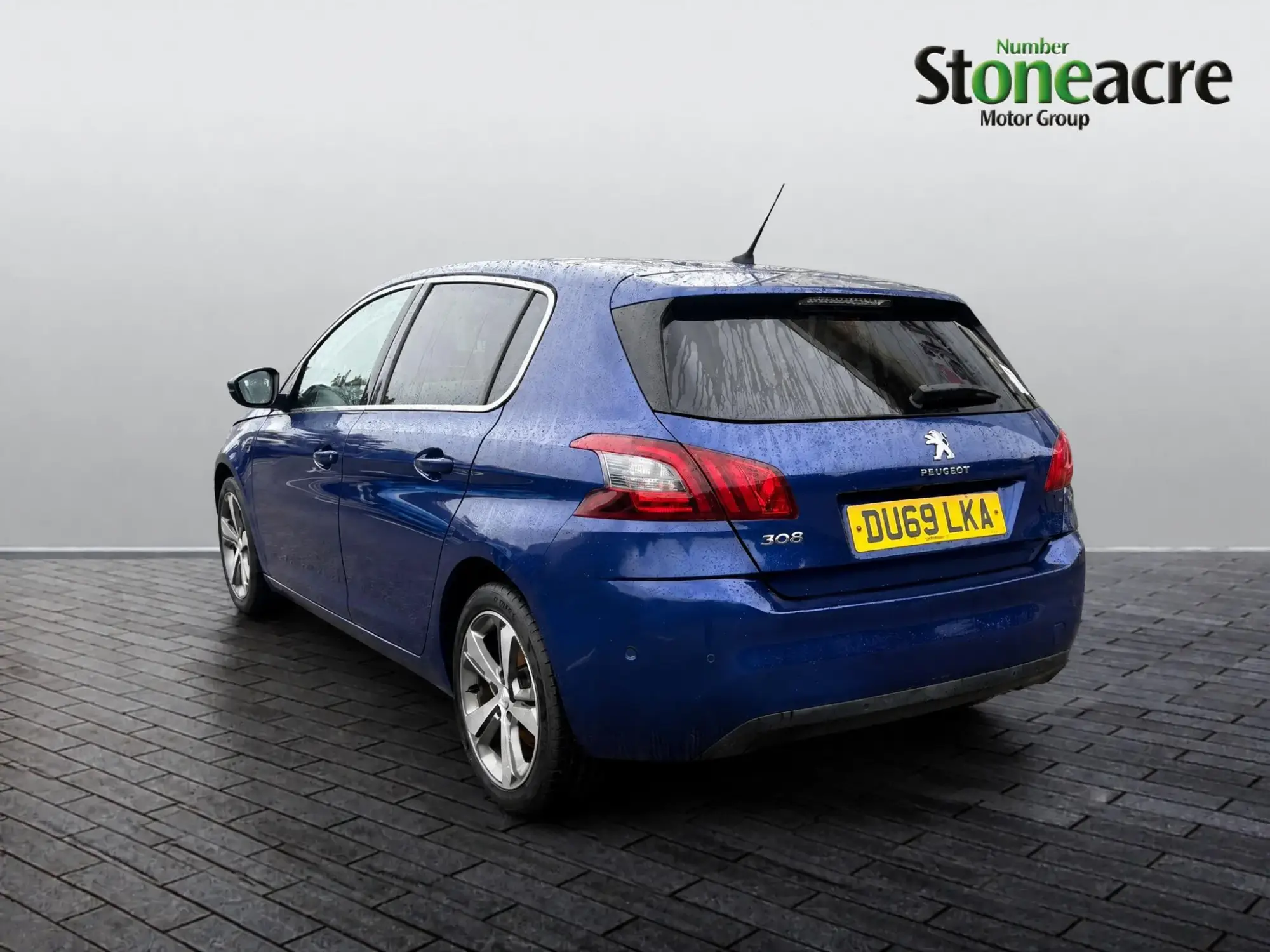 Peugeot 308 1.5 BlueHDi Tech Edition Euro 6 (s/s) 5dr DU69LKA Image 3 Peugeot 308 1.5 BlueHDi Tech Edition Euro 6 (s/s) 5dr DU69LKA Image 3