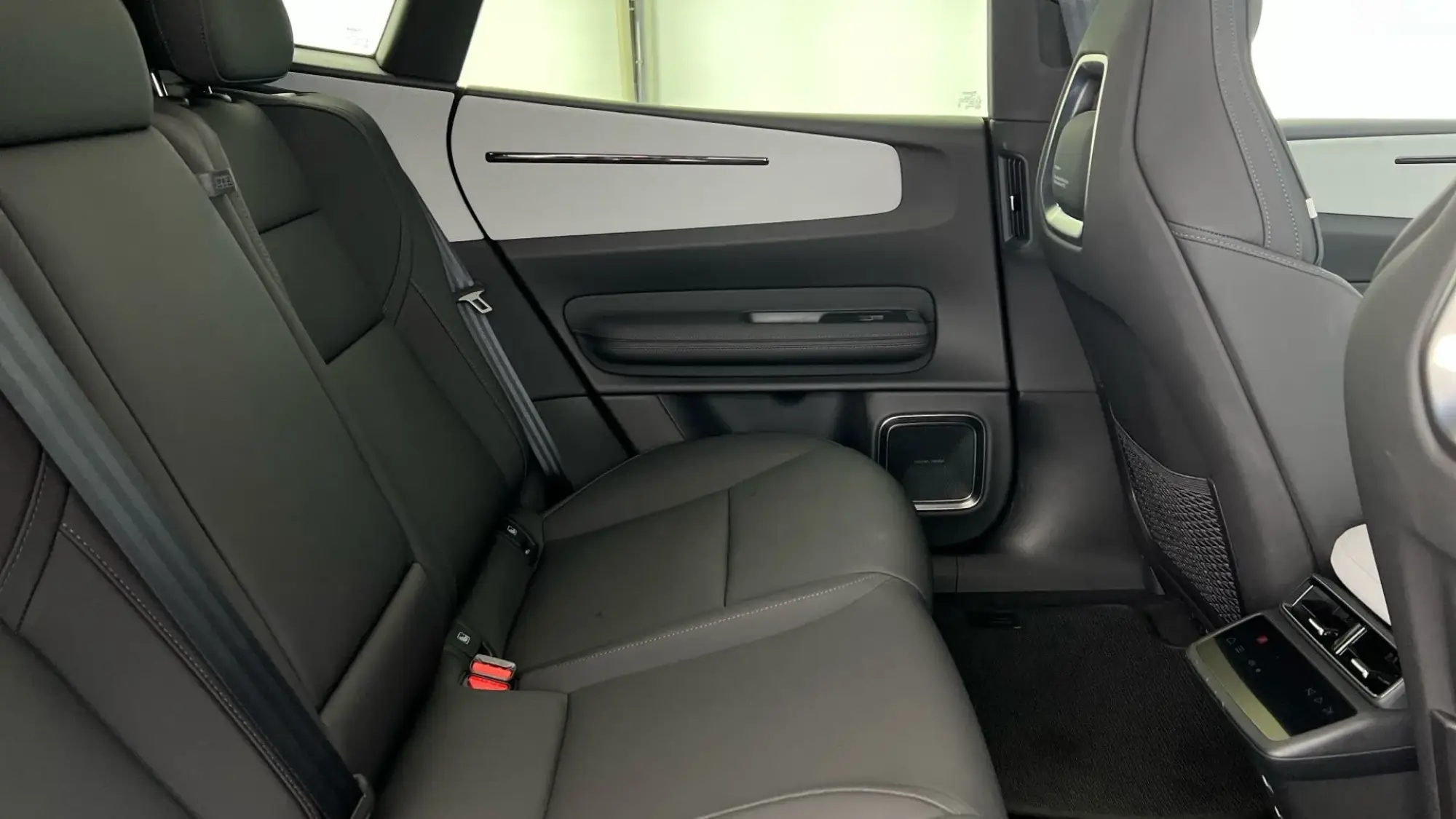 Polestar 4 Image 19