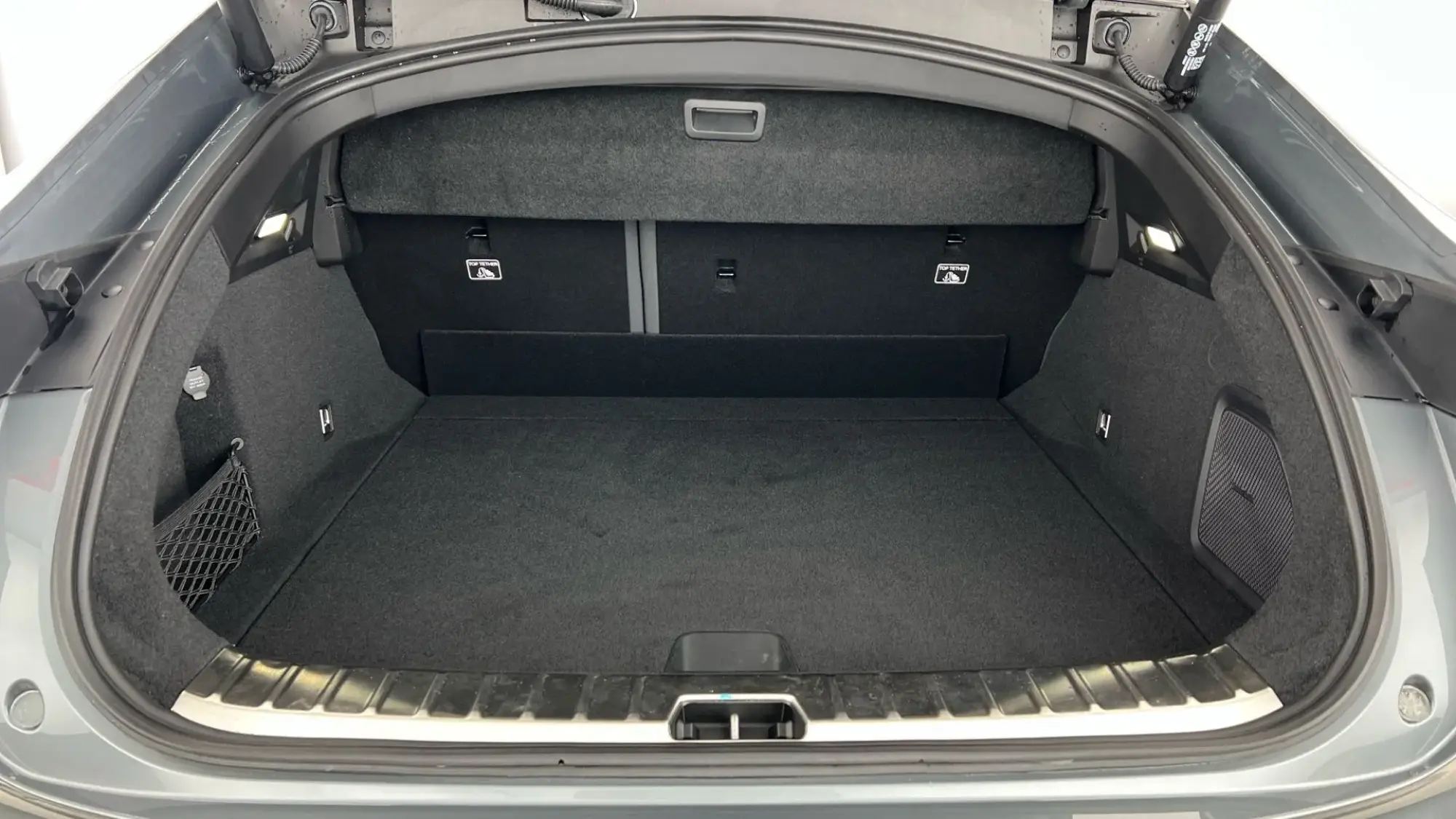 Polestar 4 Coupe Image 28