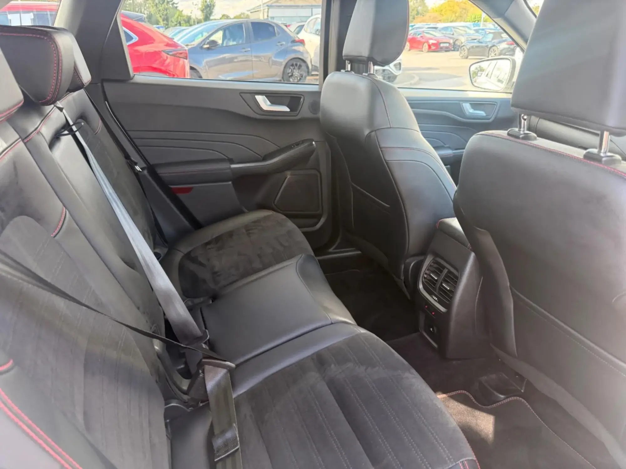 Ford Kuga Hybrid Image 11 Ford Kuga Hybrid Image 11