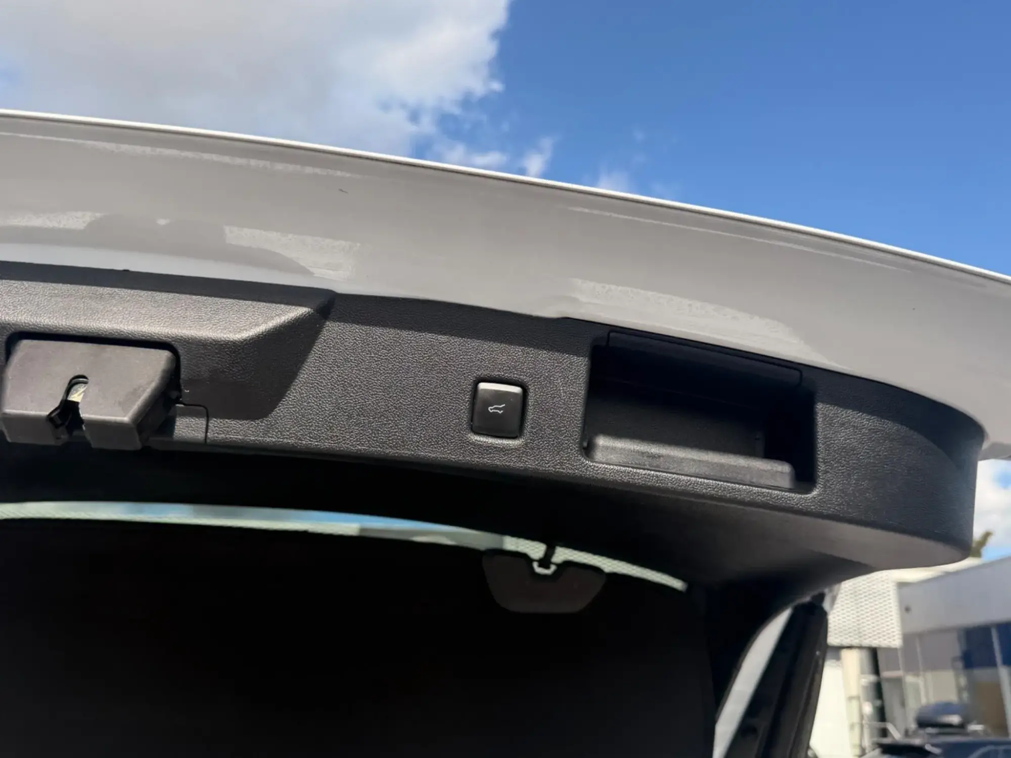 Ford Kuga Hybrid Image 12 Ford Kuga Hybrid Image 12