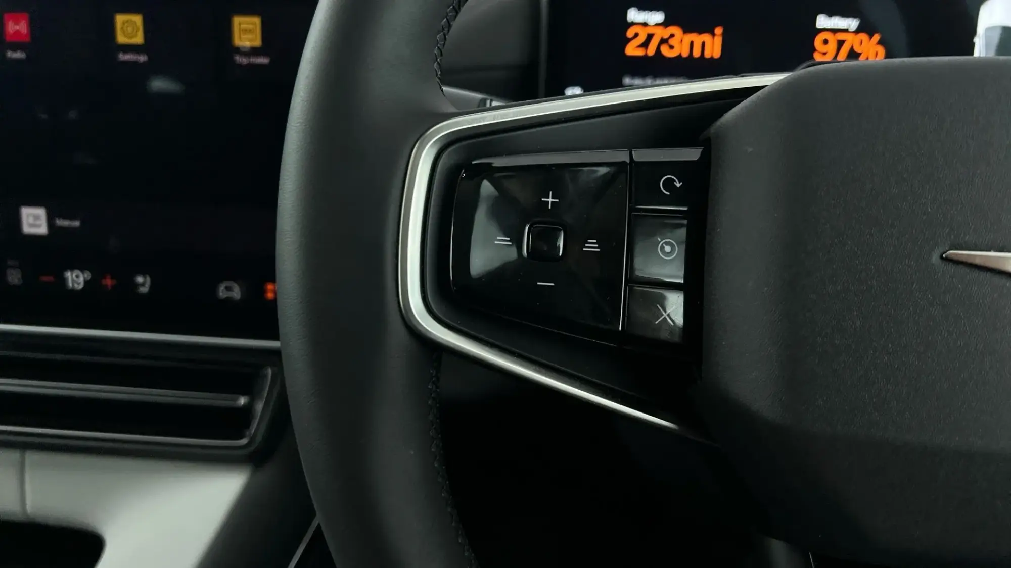 Polestar 4 SUV Image 10 Polestar 4 SUV Image 10