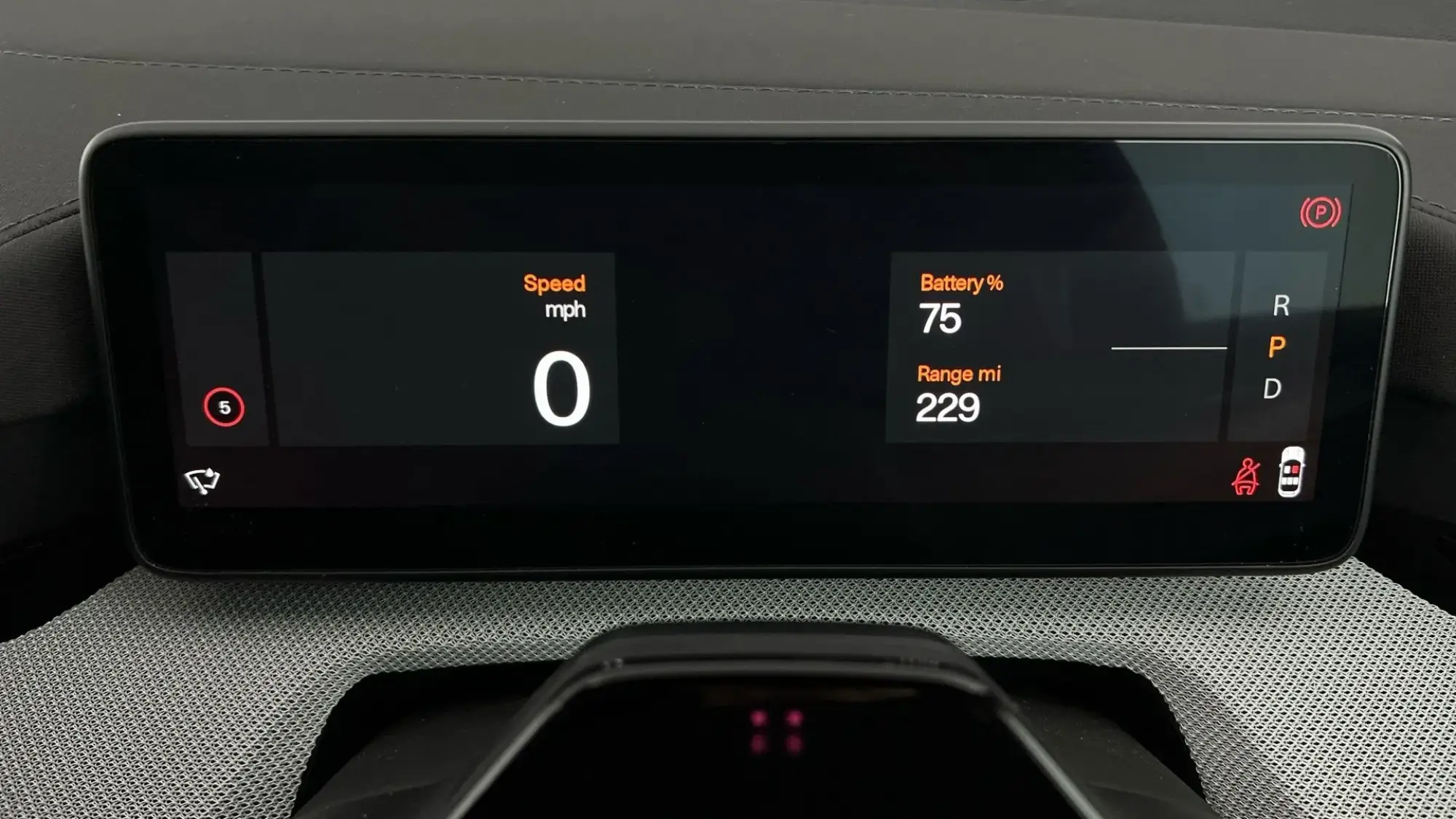 Polestar 4 Coupe Image 17