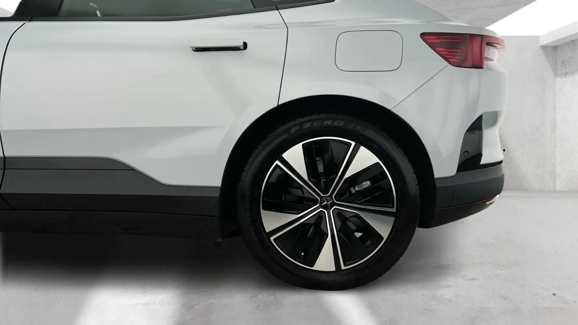 Polestar 4 SUV Image 27 Polestar 4 SUV Image 27