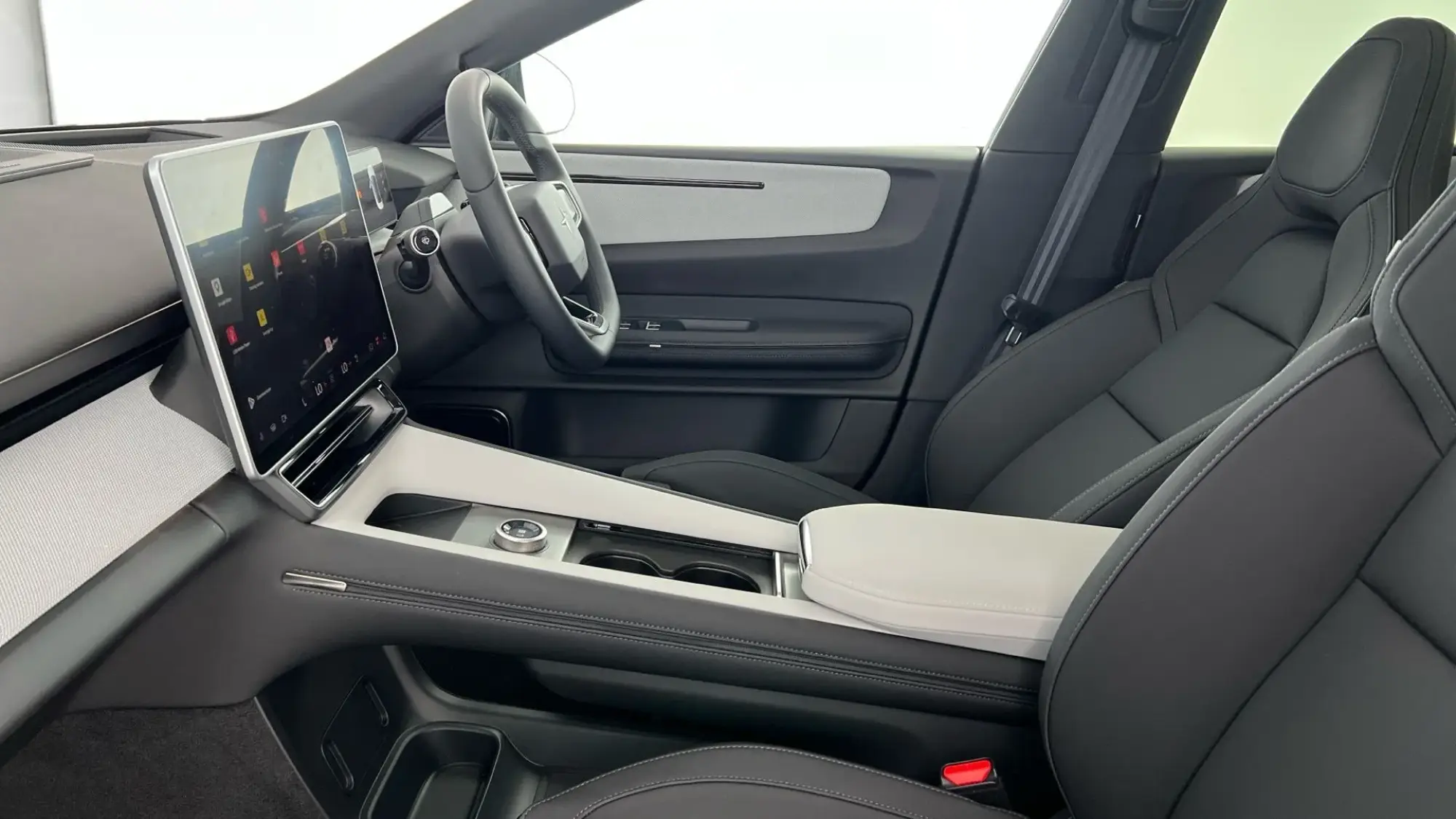 Polestar 4 Coupe Image 23