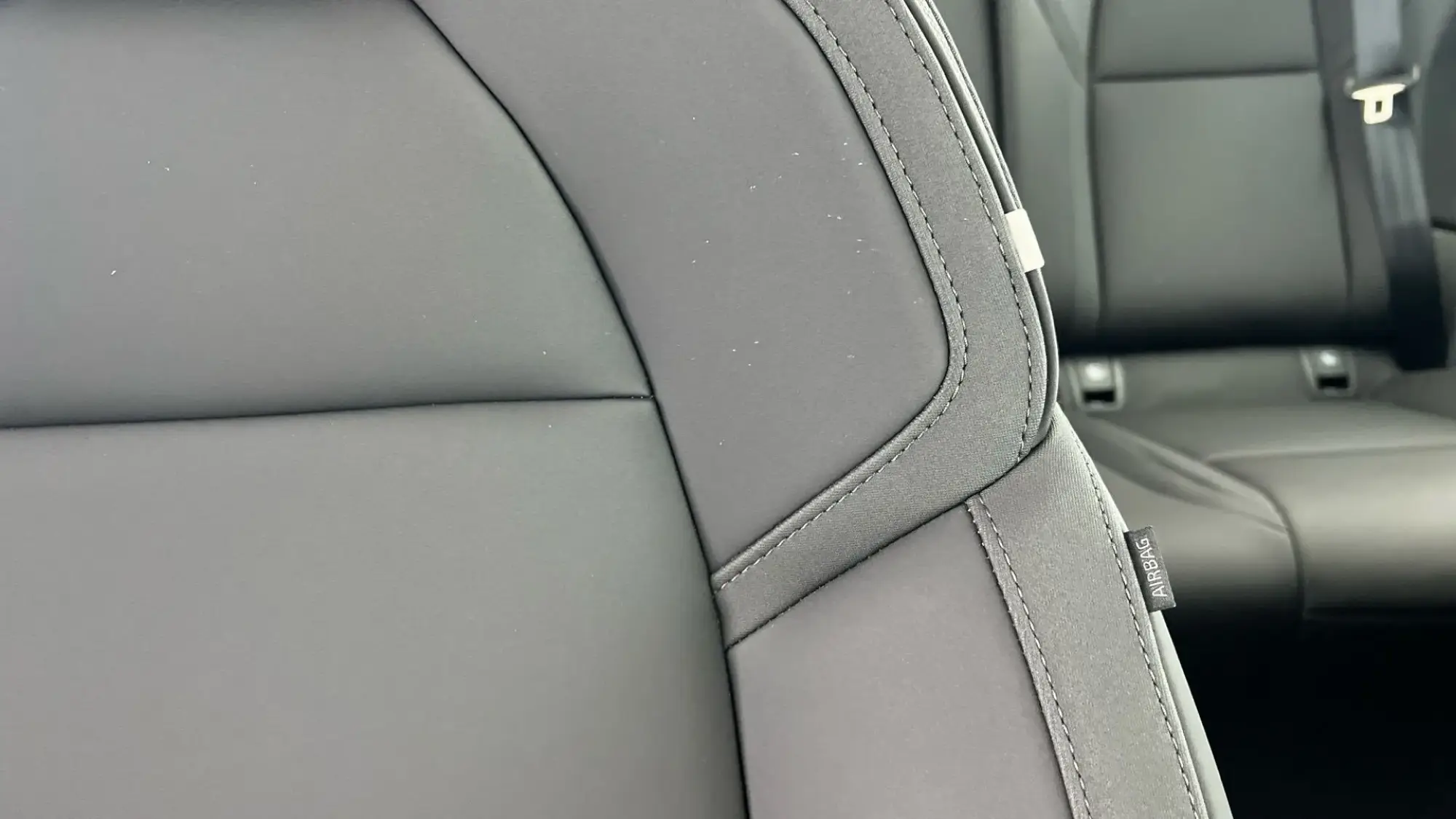 Polestar 4 SUV Image 35 Polestar 4 SUV Image 35