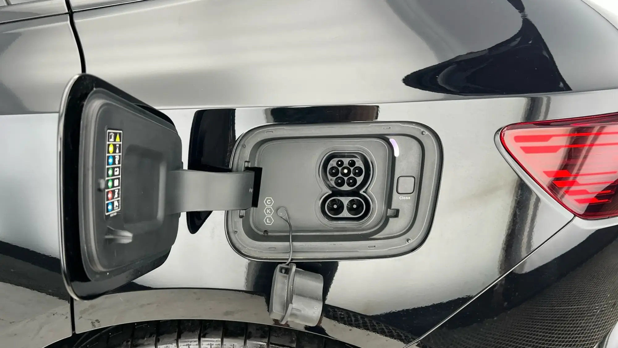 Polestar 4 Coupe Image 31