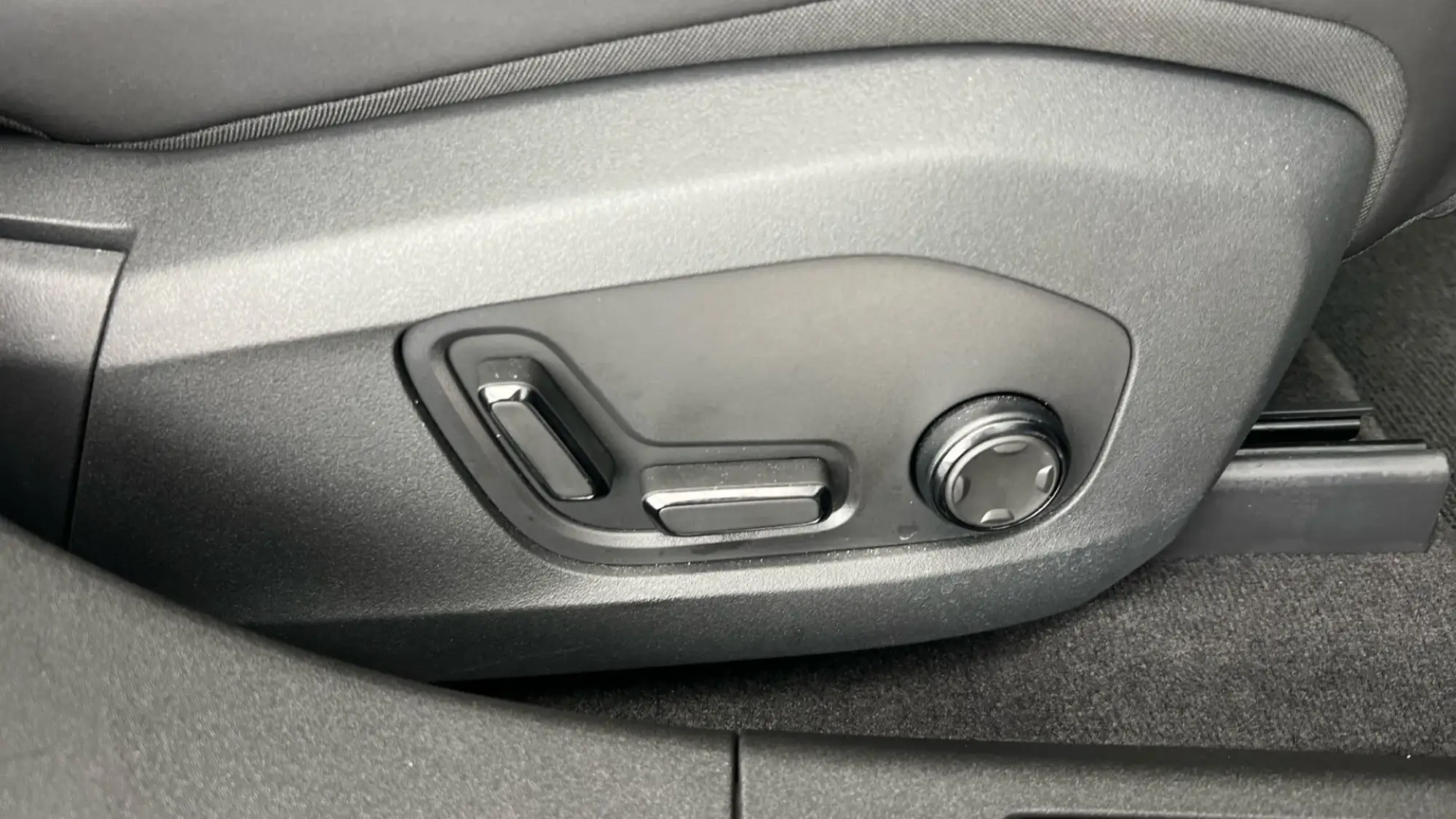 Polestar 4 Coupe Image 38