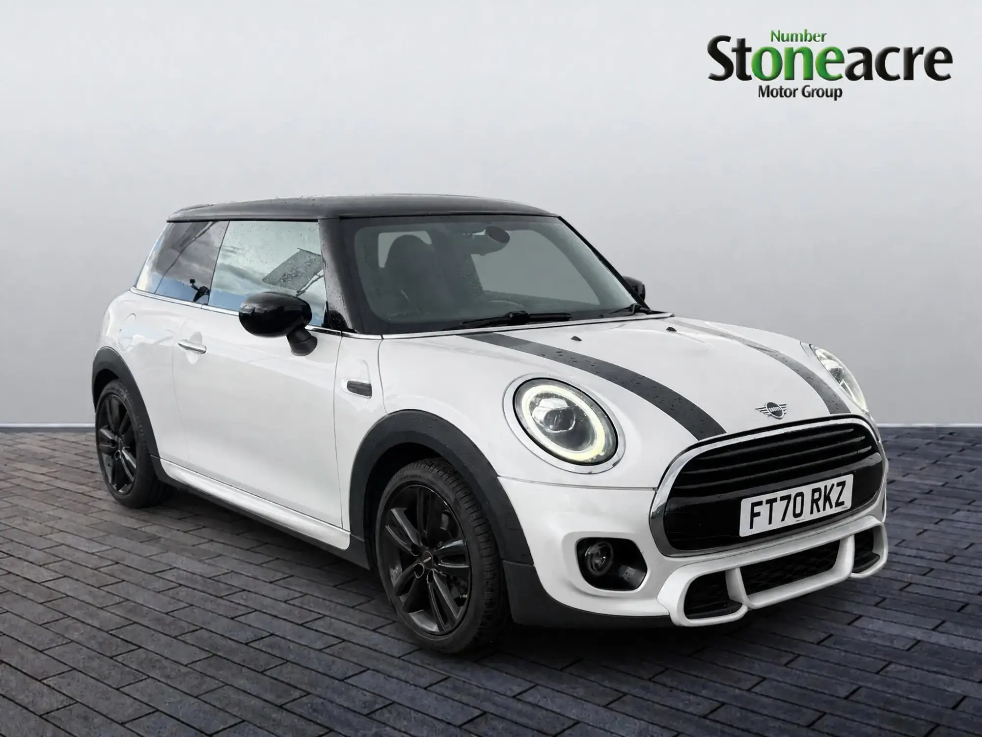 MINI Hatch 1.5 Cooper Sport II 3dr FT70RKZ Image 1