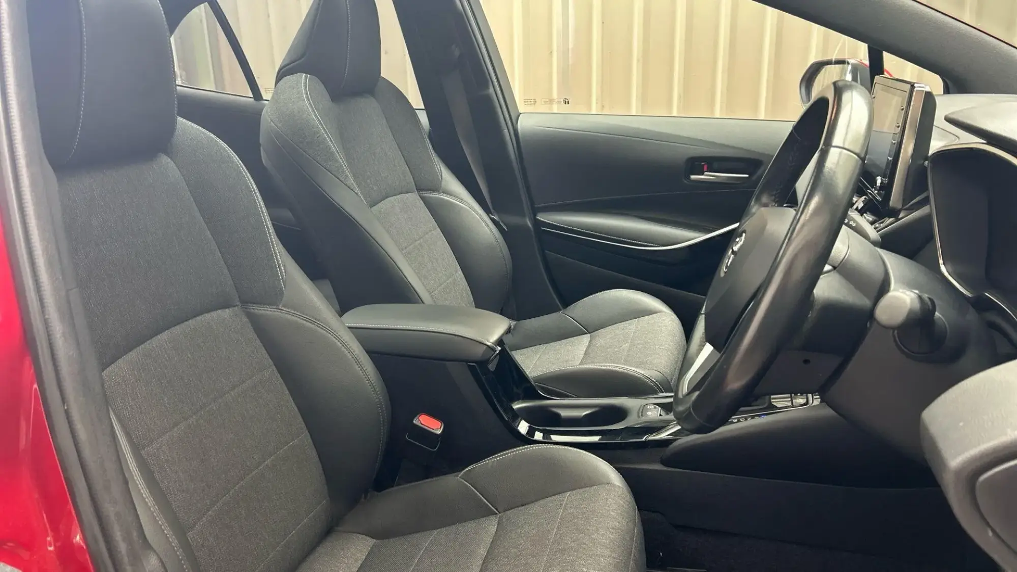 Toyota Corolla Hatchback Image 14 Toyota Corolla Hatchback Image 14