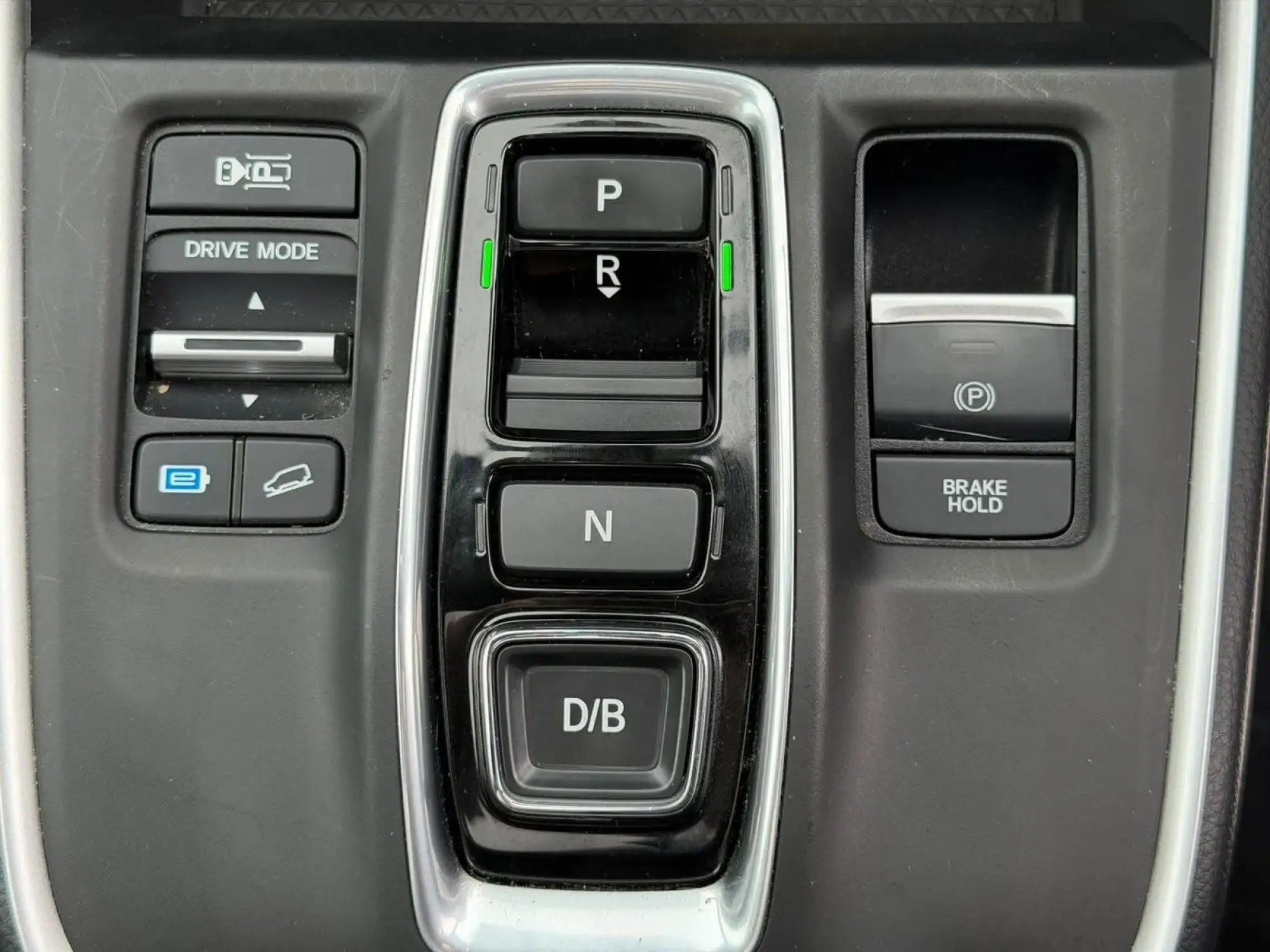 Honda CR-V Plug-in Hybrid Image 48 Honda CR-V Plug-in Hybrid Image 48