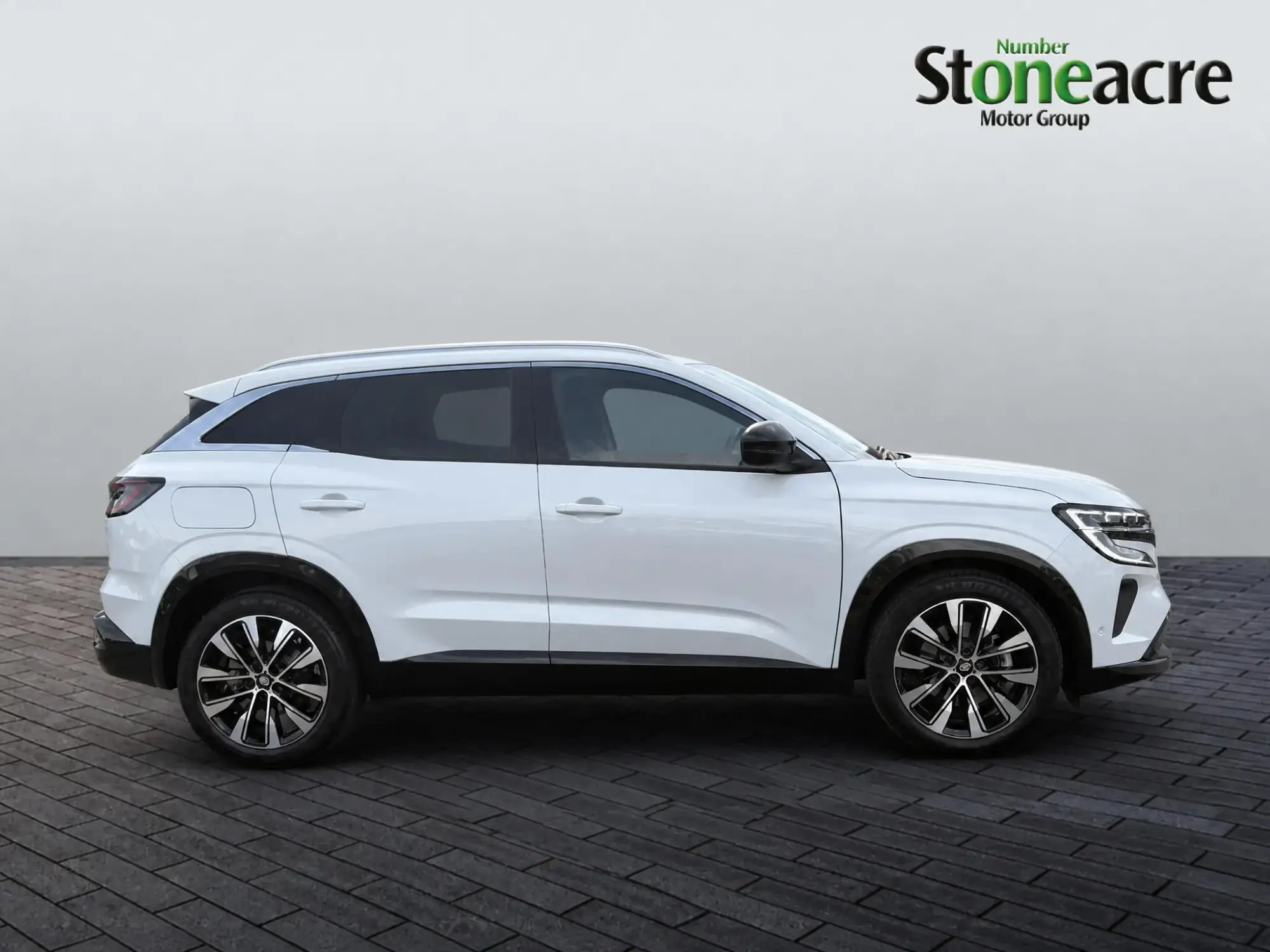 Renault Austral E-Tech Image 7