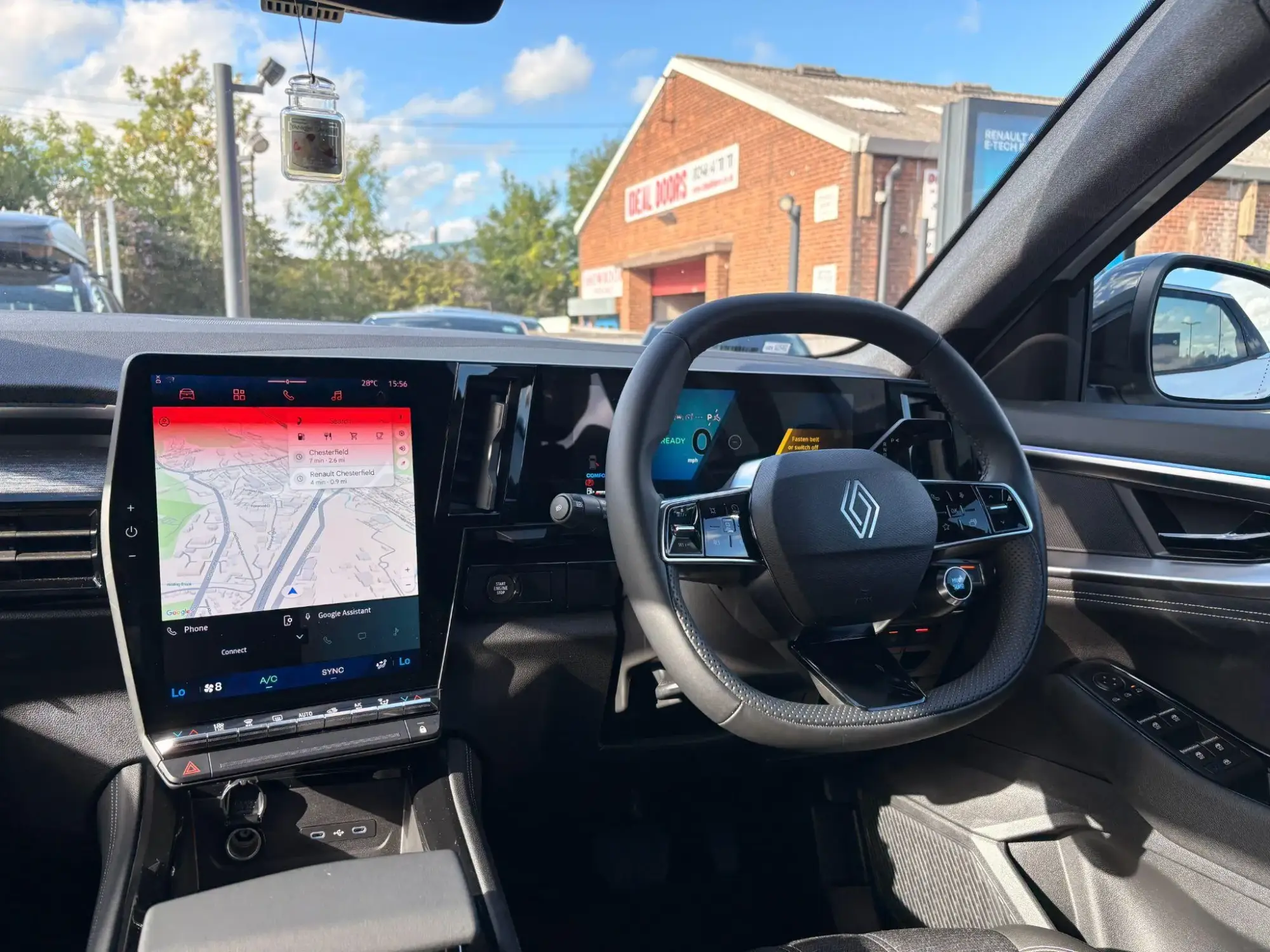 Renault Austral E-Tech Image 12