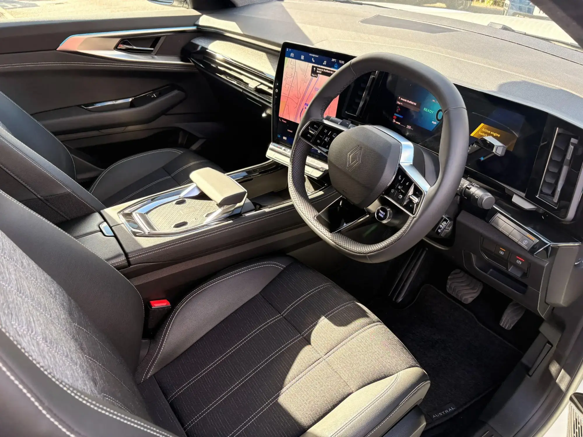 Renault Austral E-Tech Image 14