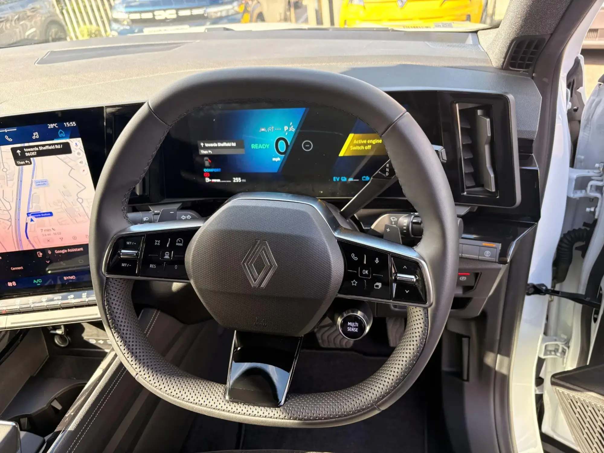 Renault Austral E-Tech Image 36