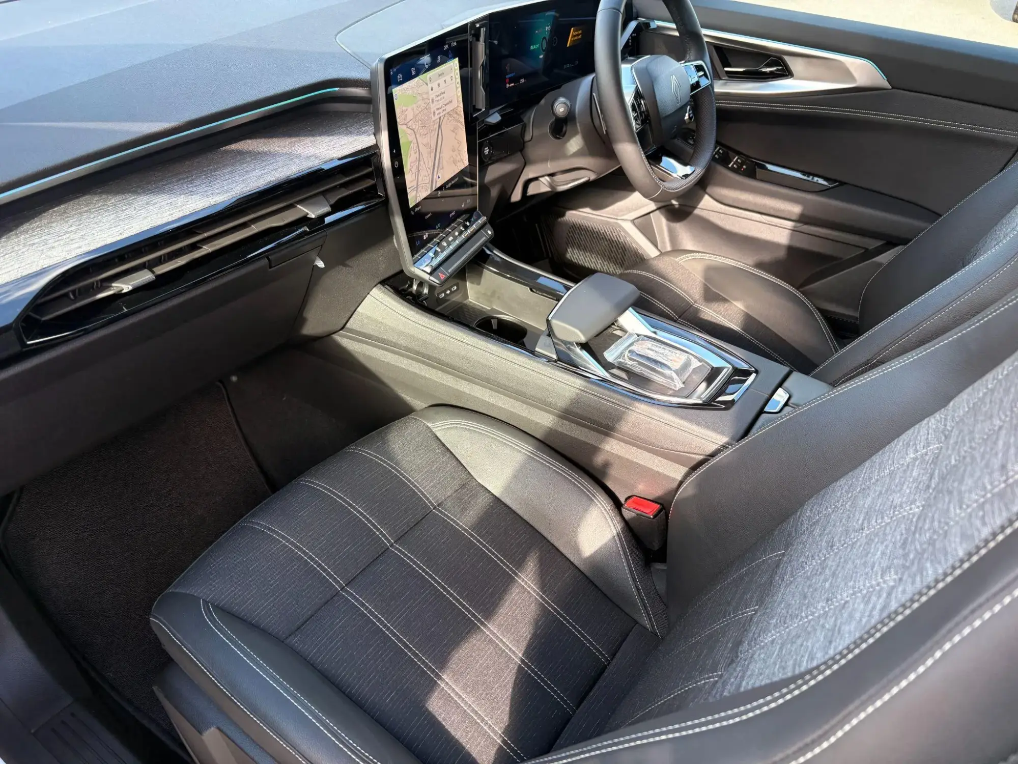 Renault Austral E-Tech Image 37