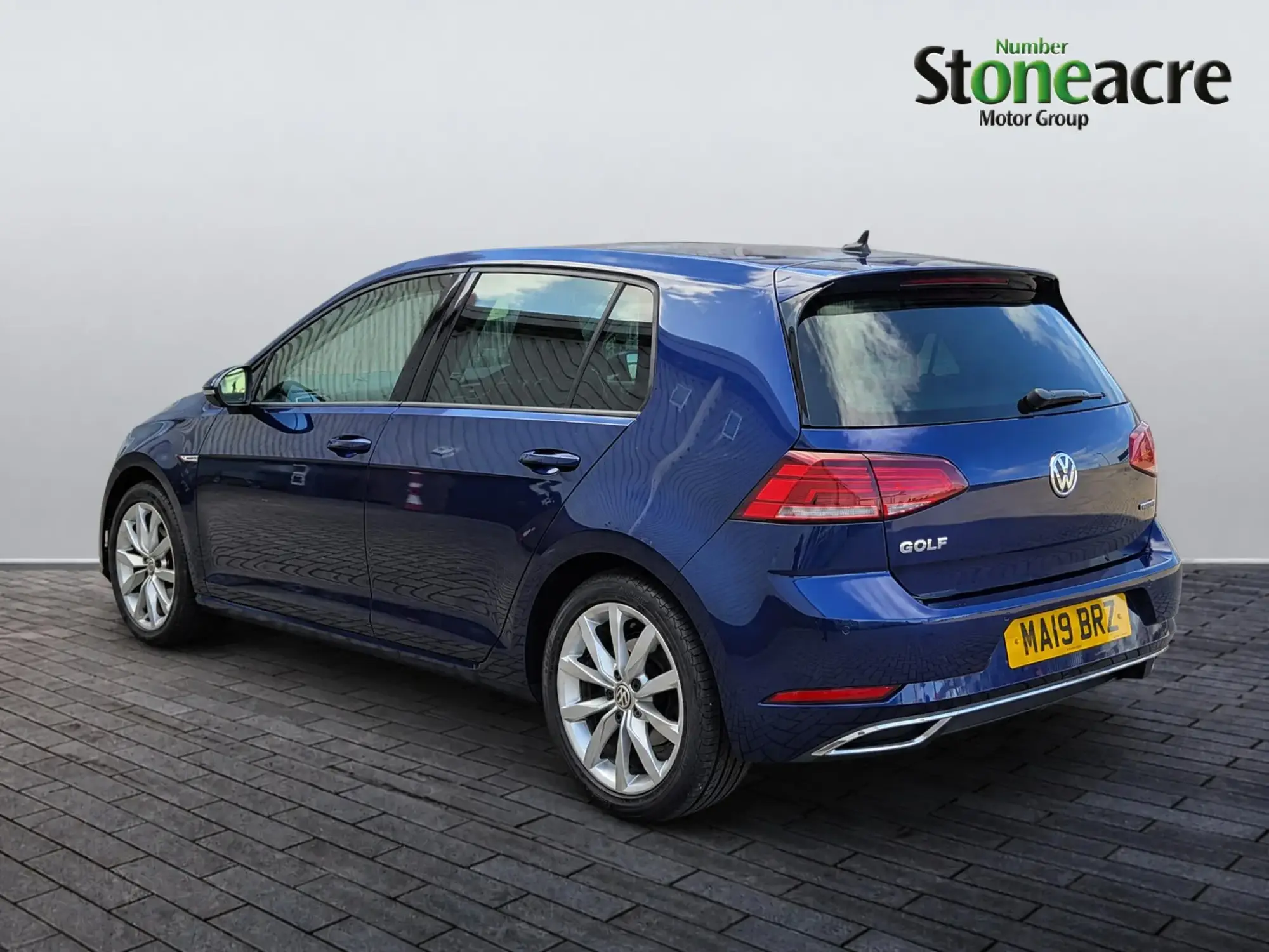 Volkswagen Golf Image 4