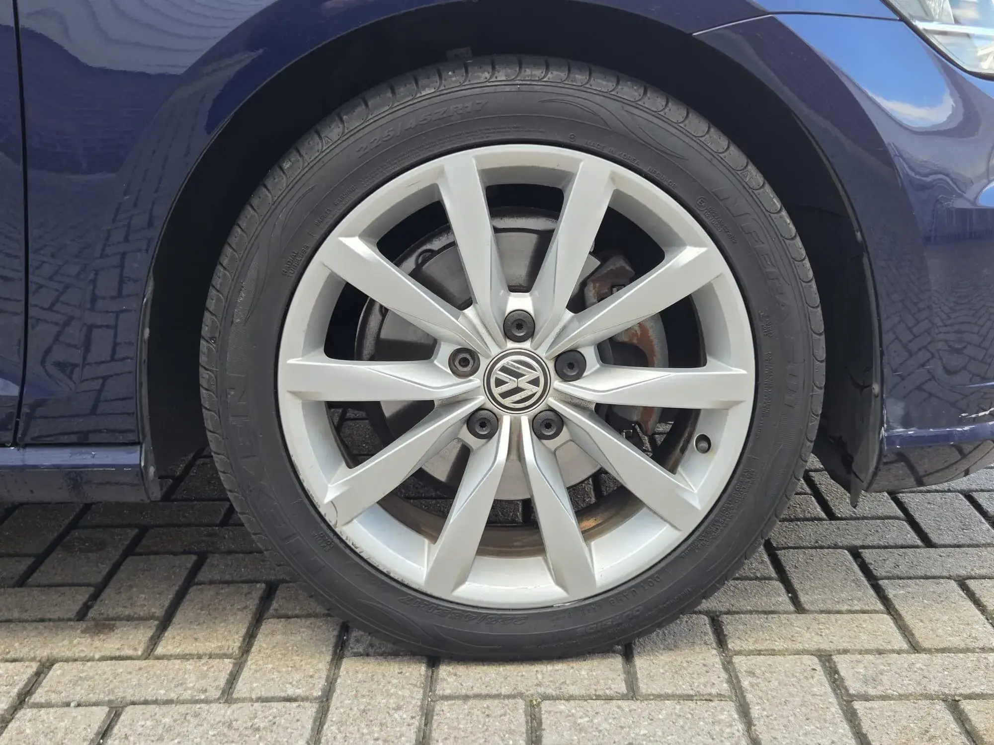 Volkswagen Golf Image 26