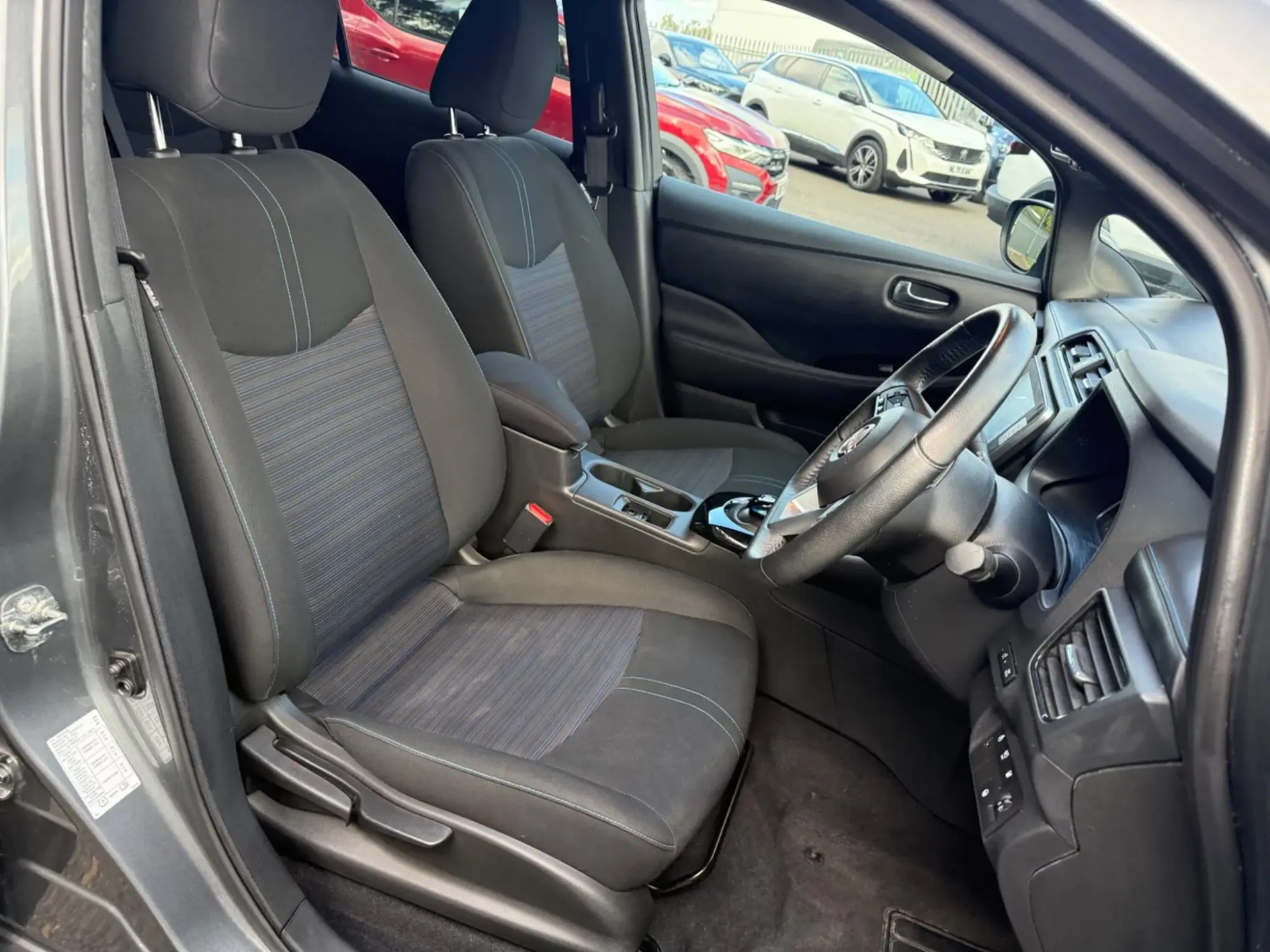 Nissan LEAF Image 11