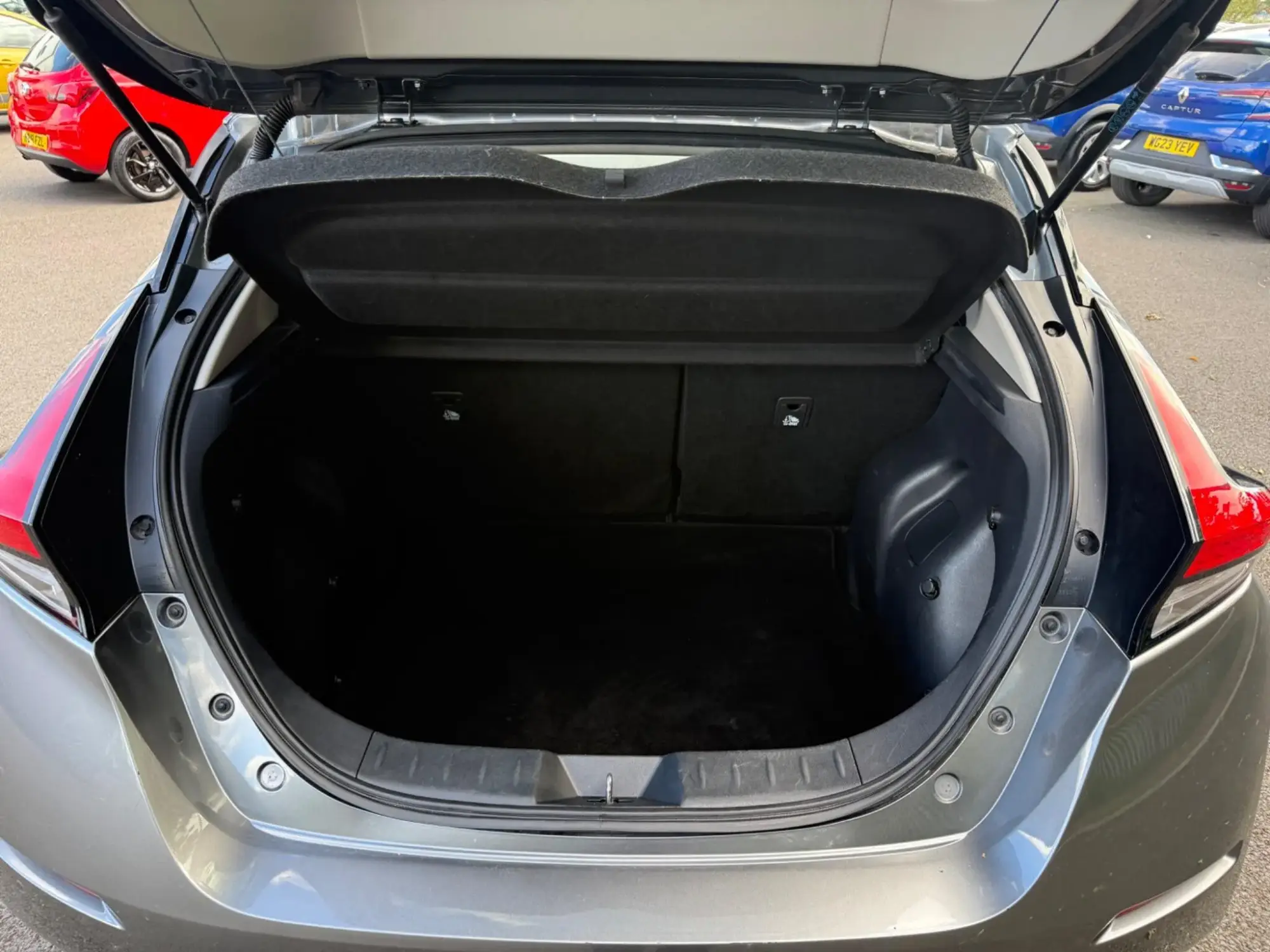 Nissan LEAF Image 15
